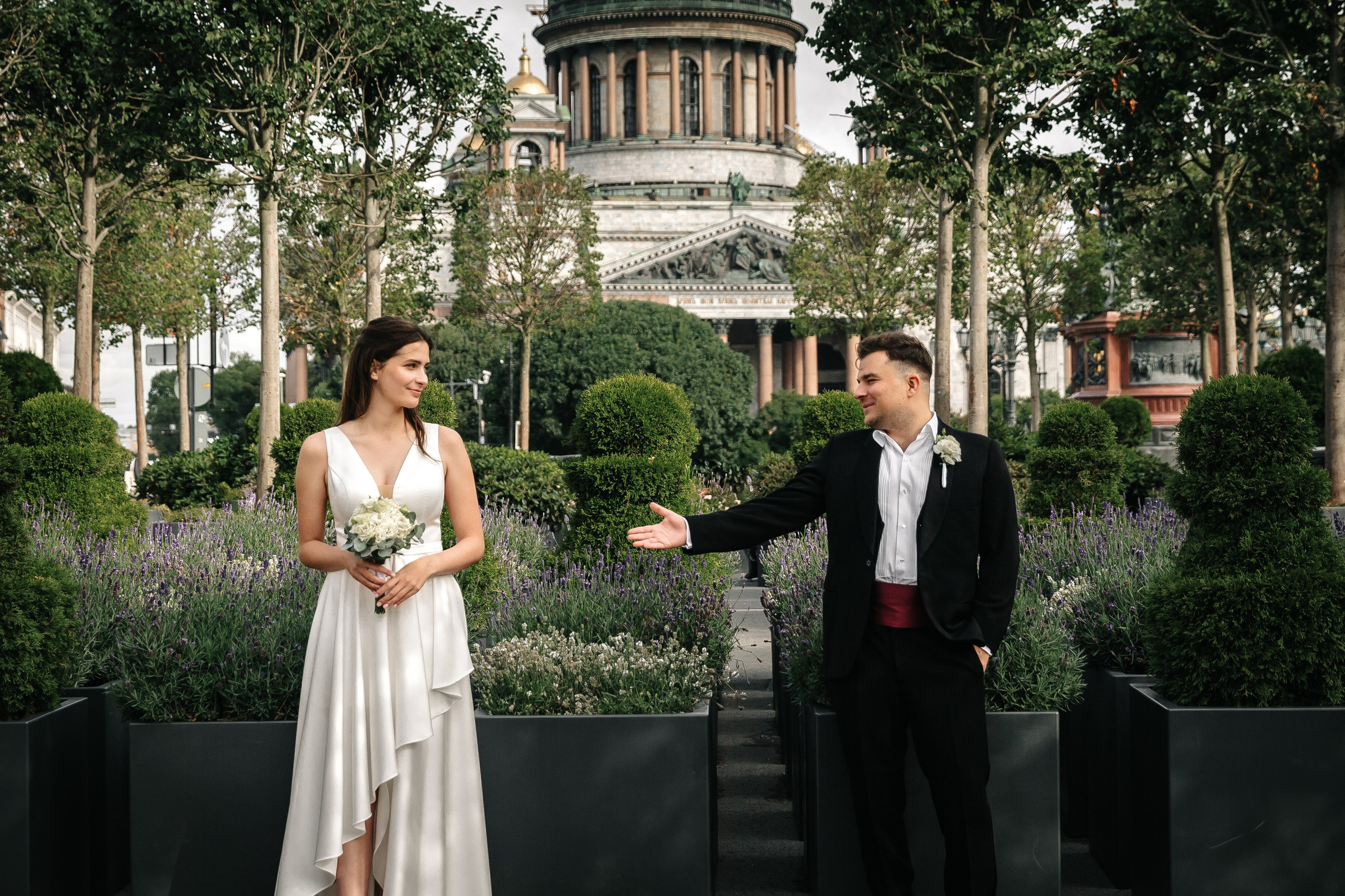 КРОНШТАДТСКИЙ ЗАГС | Август, Летний сад, Исаакий. Свадебный фотограф в Санкт-Петербурге Полина Корзухина