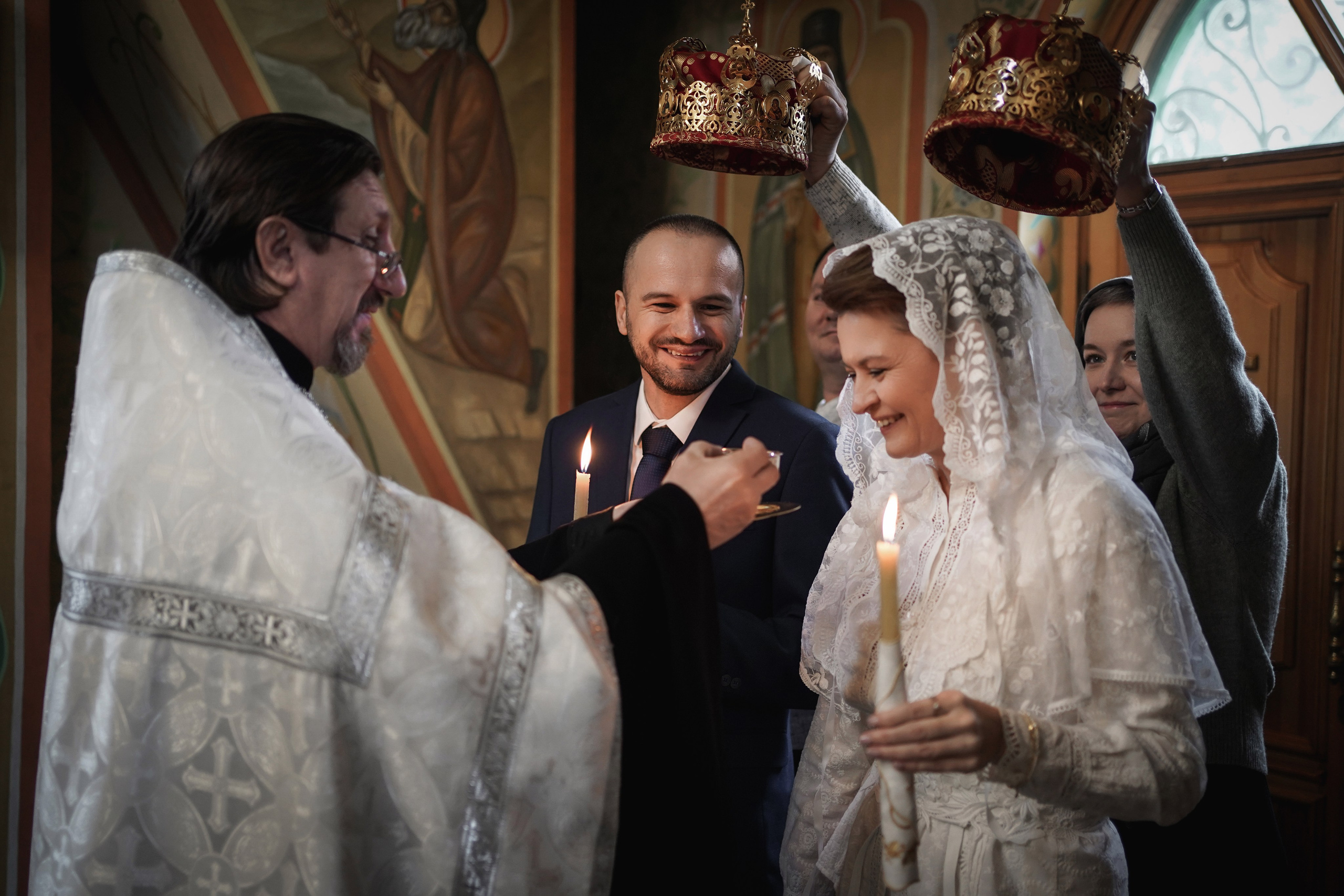 Венчание в Троицком храме. Свадебный фотограф в Ростове-на-Дону. Таинство Крещения и Венчания, семейные фотосессии. Алёна Чёботова