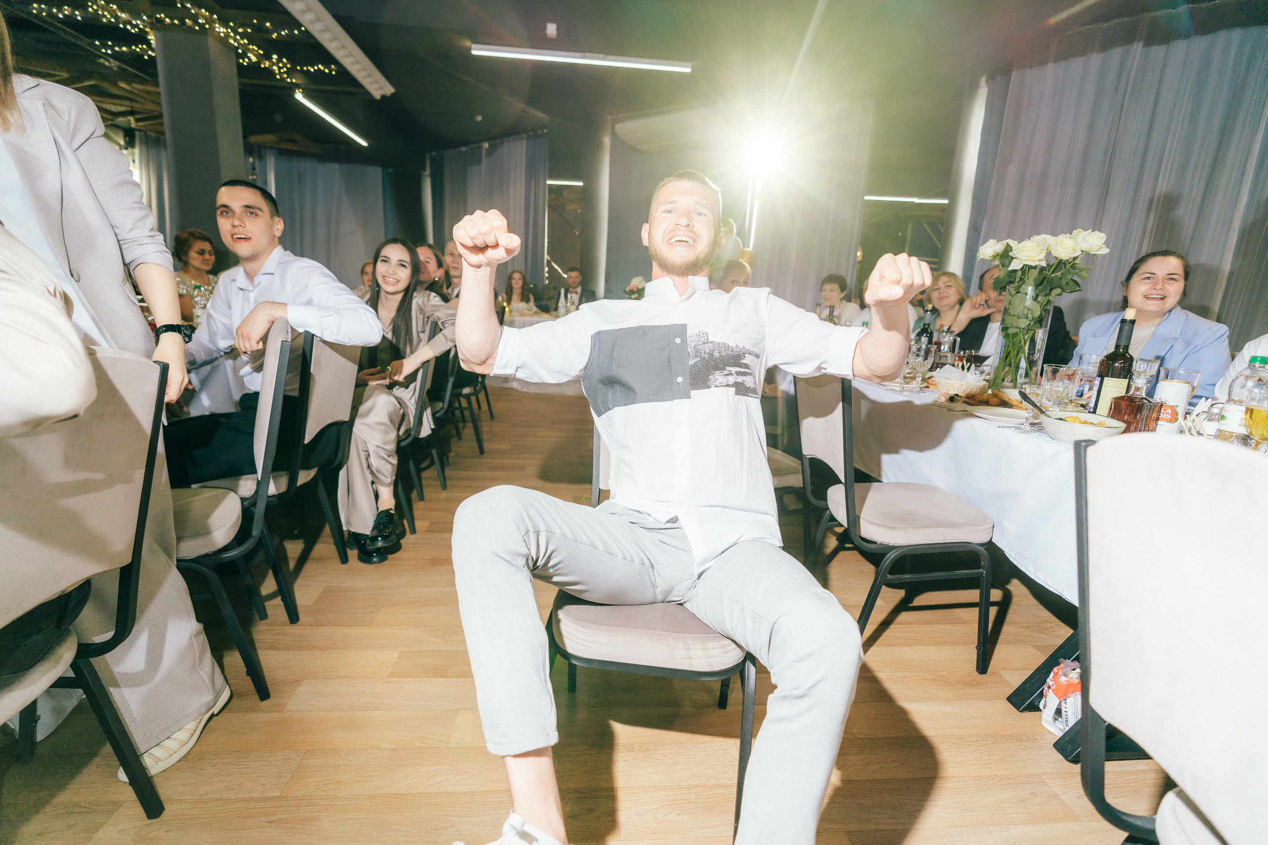 Красный кабриолет. Фотограф Ангарск Иркутск Ксения Король