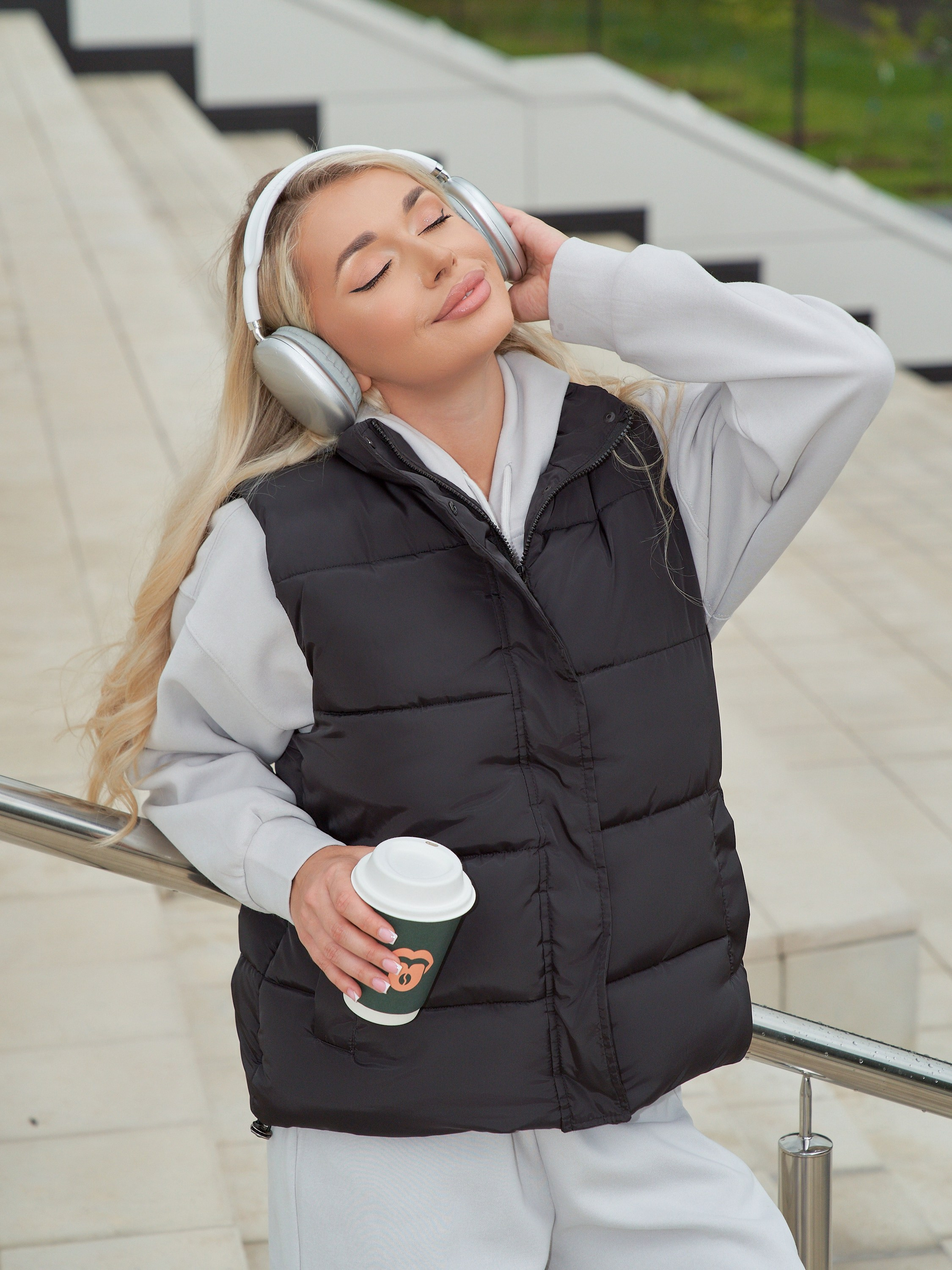 Стрит съемка. Модель для вашего бренда в Москве Захарова Анастасия