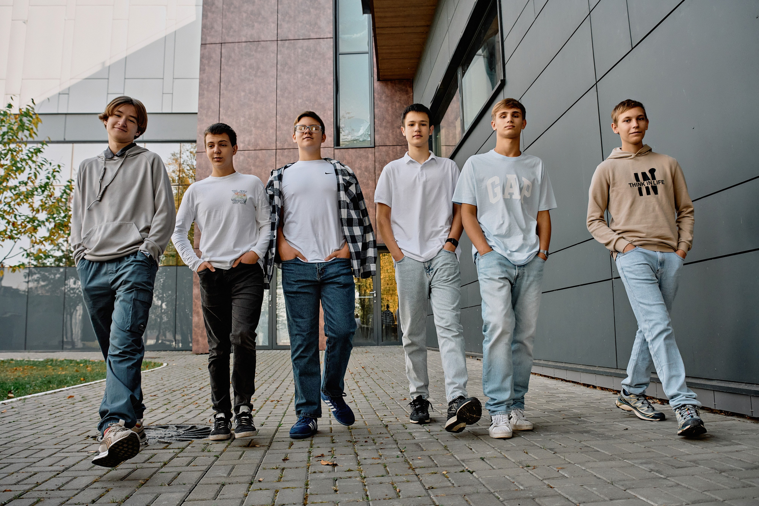 Фотосъёмка в Инновационном культурном центре (ИКЦ) Калуга для выпускных альбомов. Фотограф Меняйло Евгений. Свадьба. Портрет. Репортаж. Семья. Контент