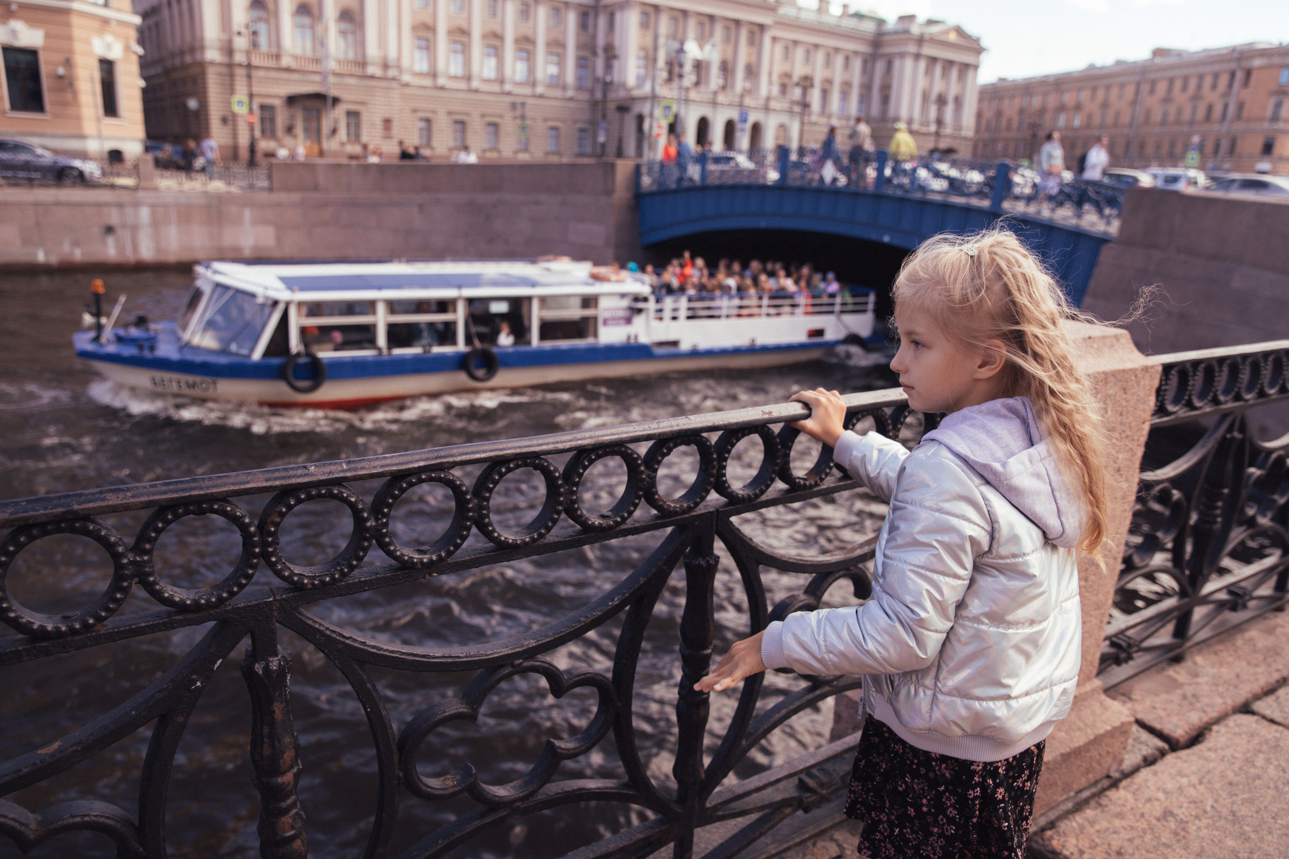Тоня в Петербурге. Семейный фотограф в Санкт-Петербурге Алиса Мохова