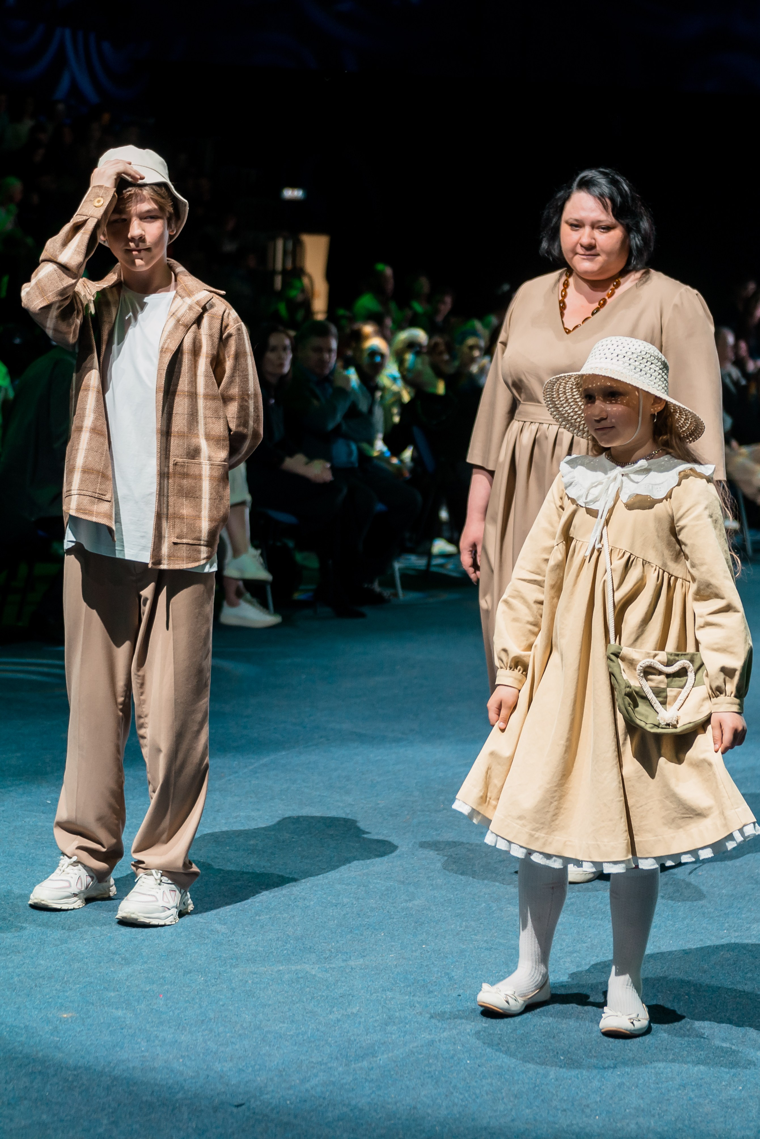 На Крыльях в Ледовом Дворце 2023. Детский фотограф, семейный фотограф и репортажи в Кемерово