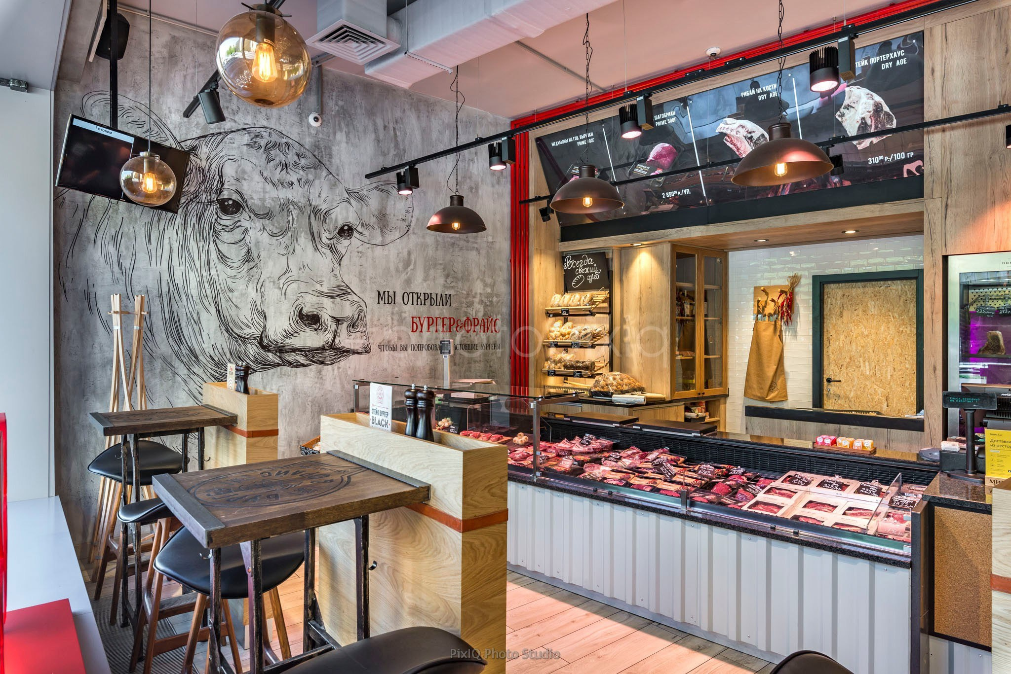 Фотосъёмка интерьера кафе Бургер Фрайс. Интерьерная съёмка и виртуальные туры — Интерьерный фотограф Кузнецов Сергей (photopixiq)