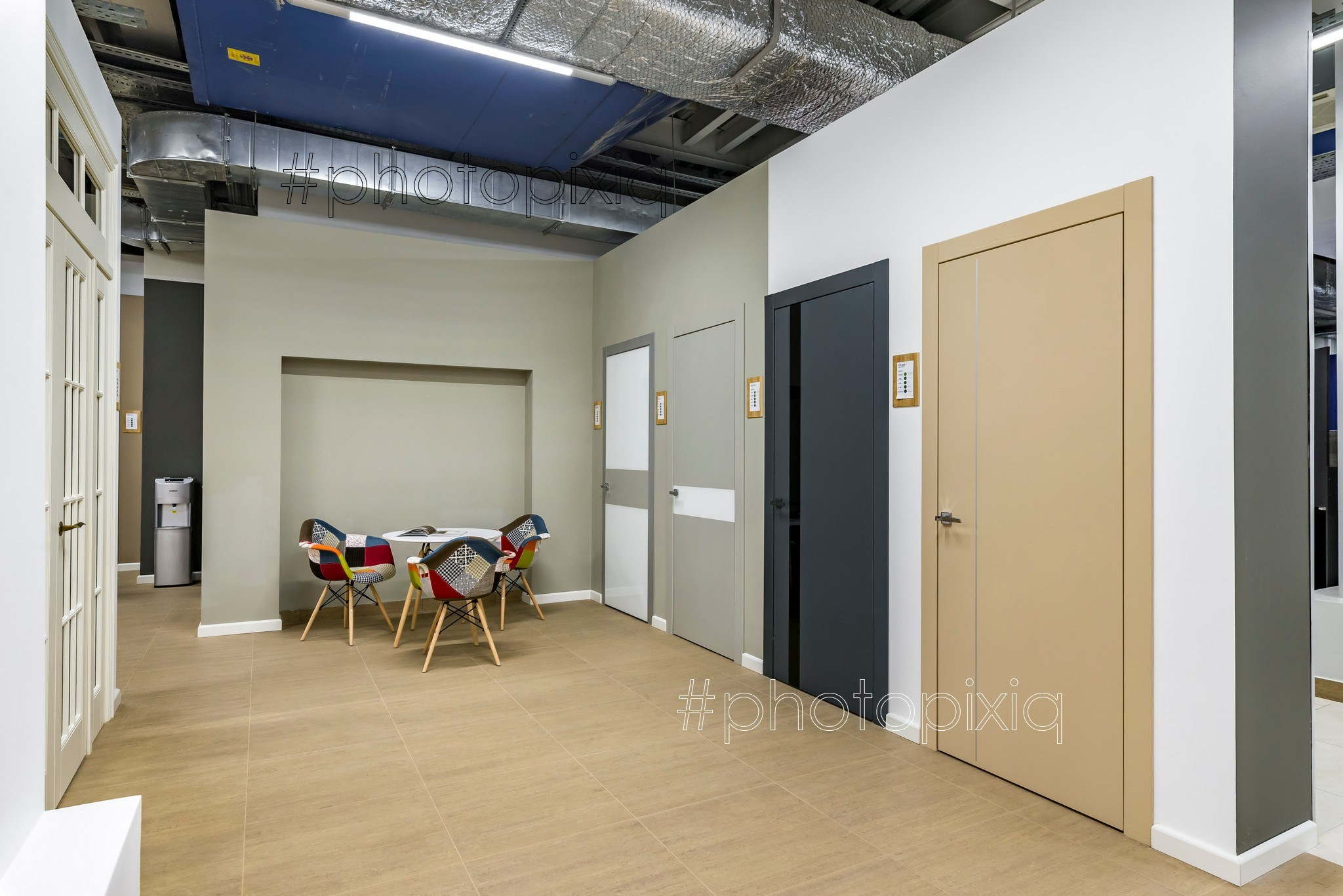 Интерьерная съёмка шоурума фабрики Фрамир. Интерьерная съёмка и виртуальные туры — Интерьерный фотограф Кузнецов Сергей (photopixiq)