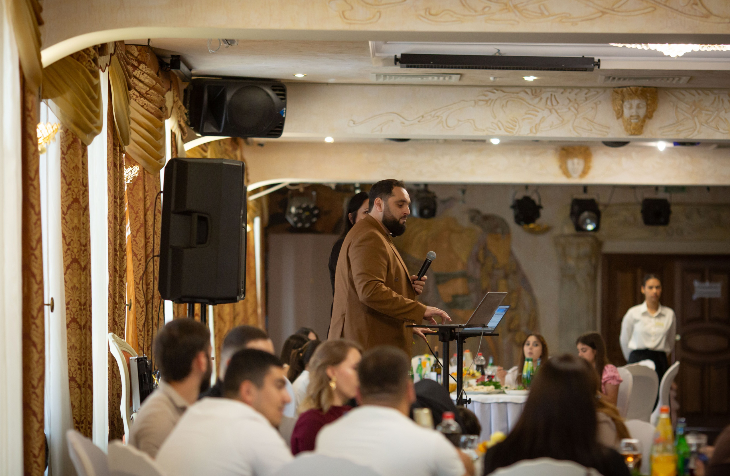 Банкет. Бережки-Холл. Семейный и детский фотограф Анна Петракова