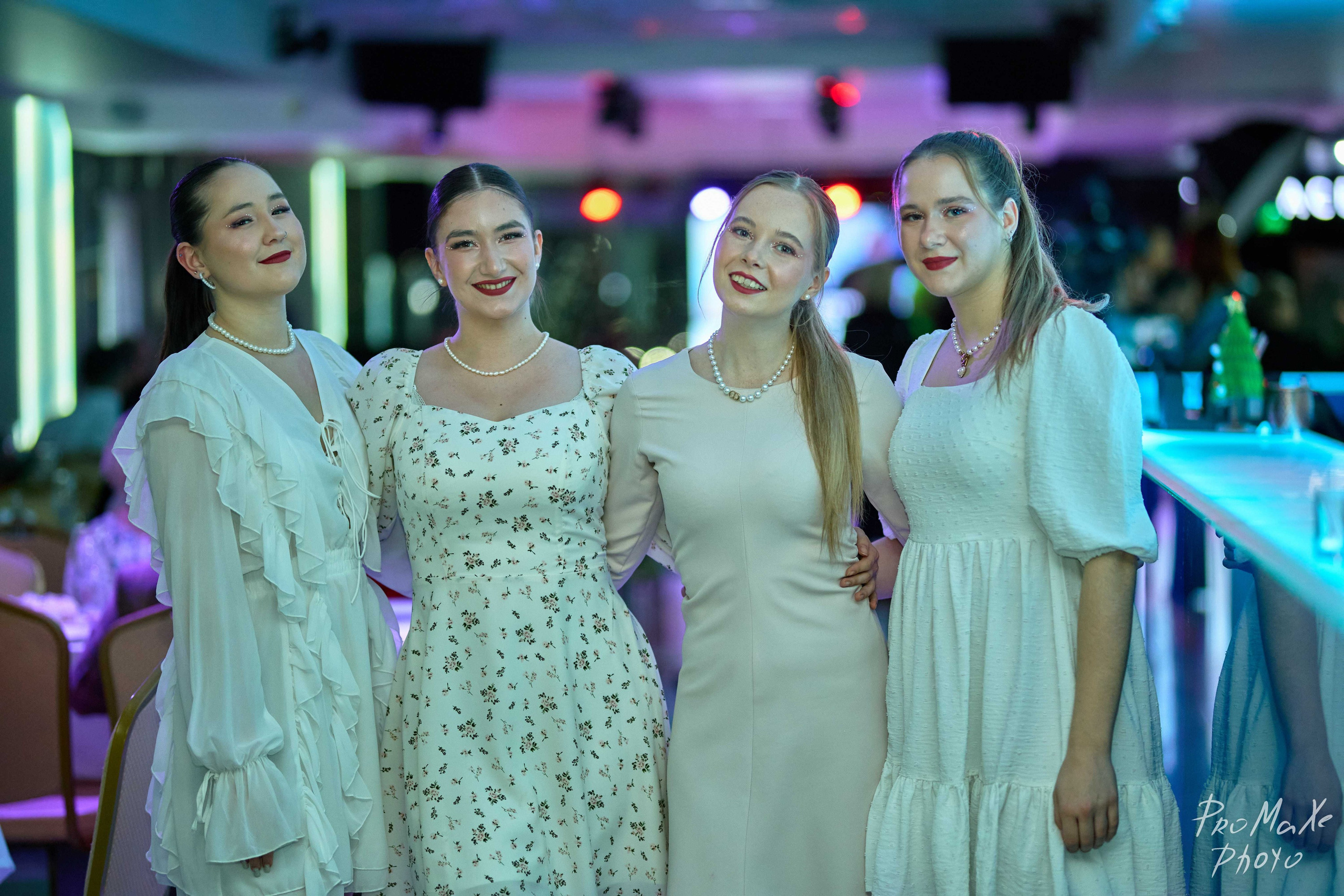 Зал КРАСА МАСС-МЕДИА ЧУВАШИИ. Владимир Суздалов (ProMaXe) — Портретный фотограф, тематические фотосессии в Чебоксарах