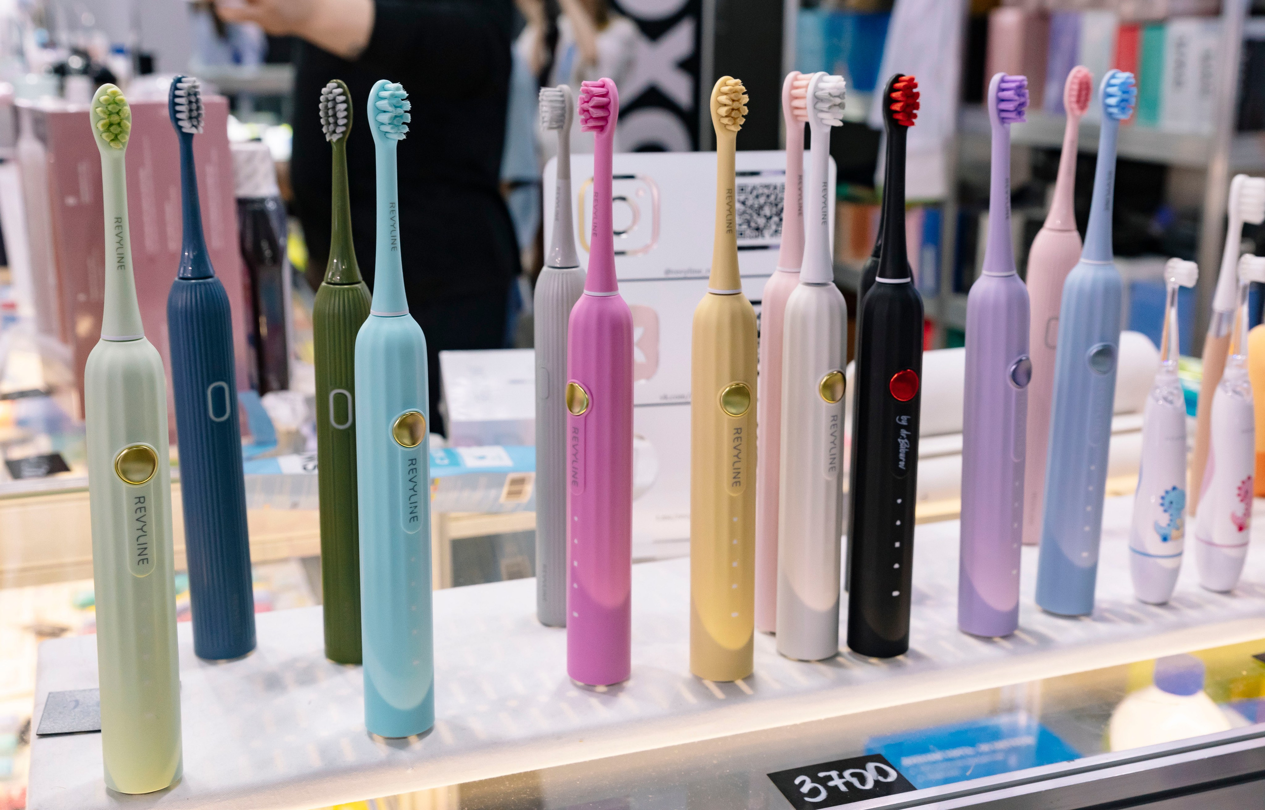 Стоматологическая выставка Dental Salon 2026. Профессиональный фотограф в Москве | Заказать фотосессию и съемку