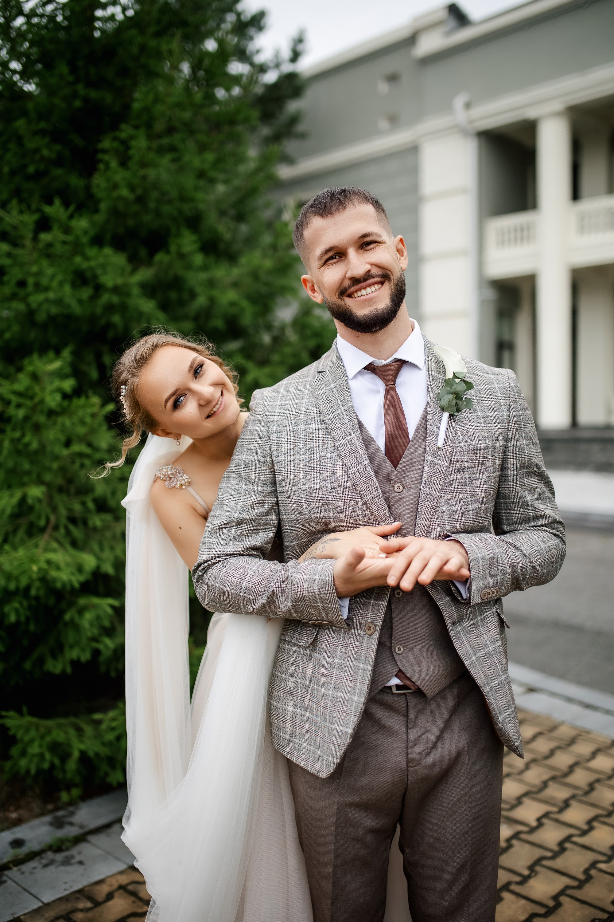 Степан и Ульяна. Утро. Загс. Прогулка. Дождь и солнце. Свадебный фотограф в Хабаровске