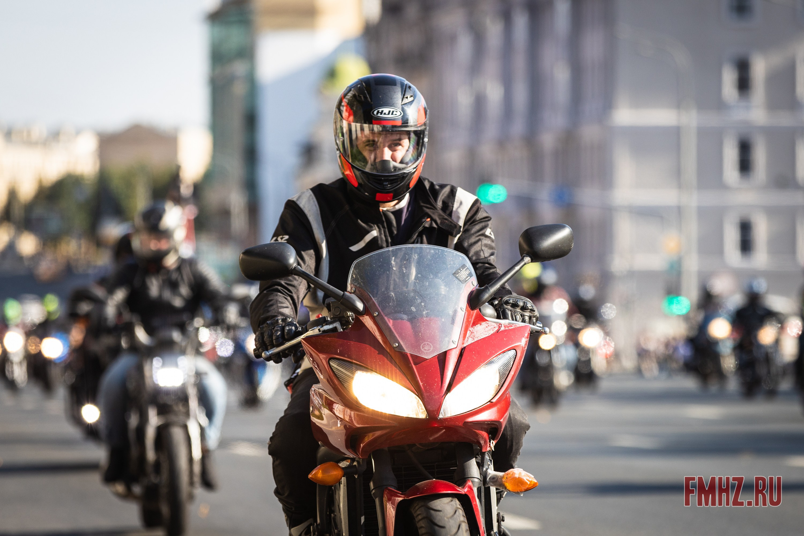 Закрытие Мотосезона 2023 на проспекте Академика Сахарова. Фотограф Владимир Охрименко