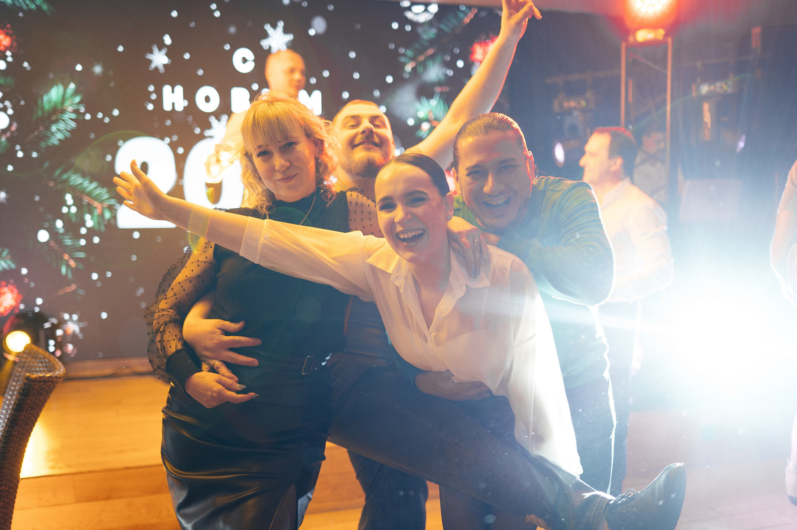 Яркий корпоратив 2025. Свадебный и семейный фотограф в Ростове-на-Дону Алина Астахова