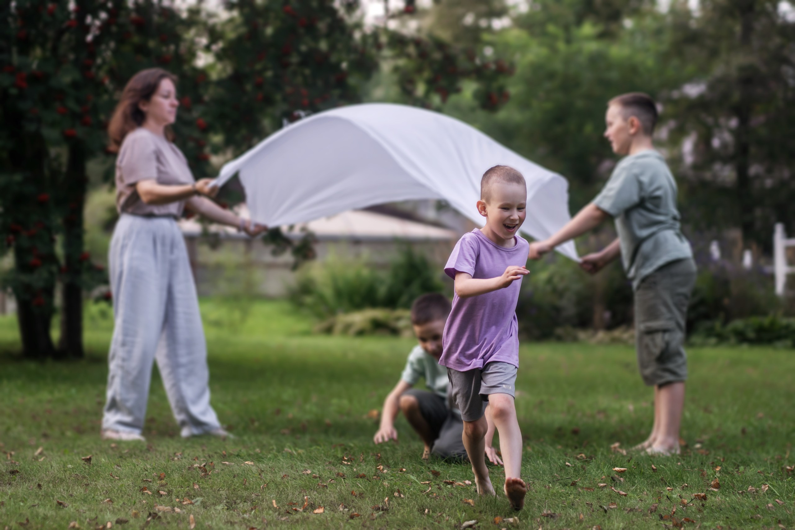 Мама с сыновьями. Мила Посвит Фотограф новорожденных в Тобольске