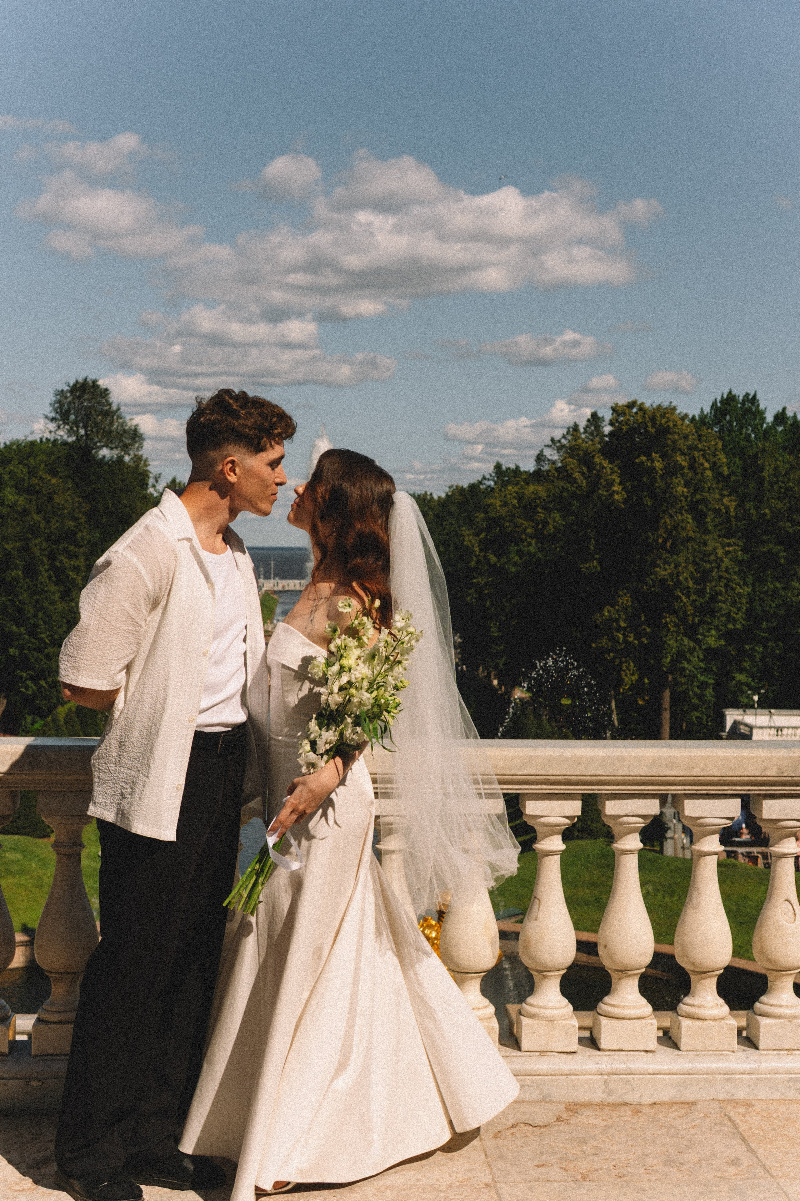 СВАДЕБНАЯ СЬЕМКА В ПЕТЕРГОФЕ И СЬЕМКА РЕПОРТАЖА В ЗАГСЕ ПЕТЕРГОФА. Профессиональный фотограф, Санкт-Петербург — Виктория Богомолова