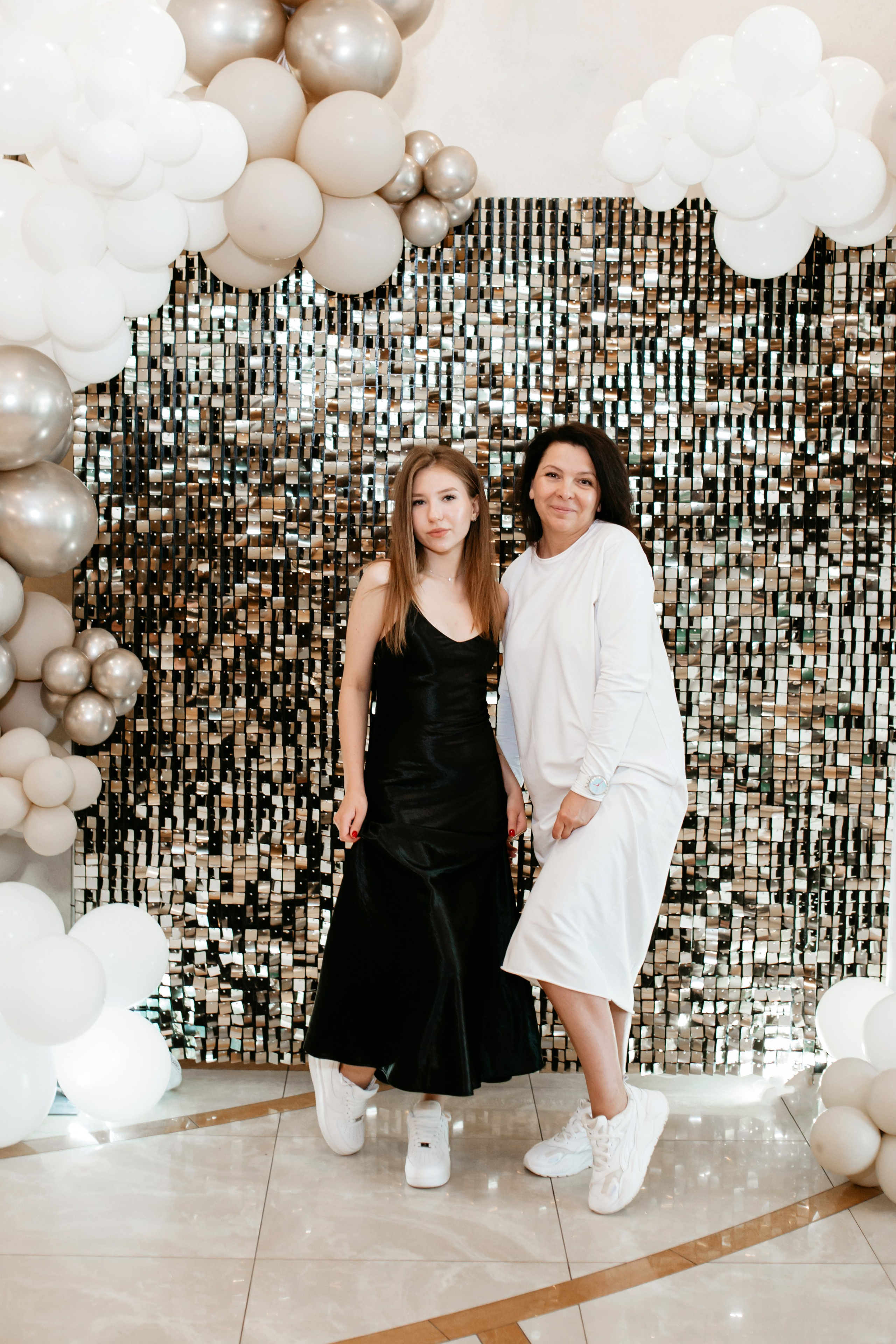 Выпускной 2025 (9класс) 124 школа. Фотограф в Челябинске Ополихина Анна