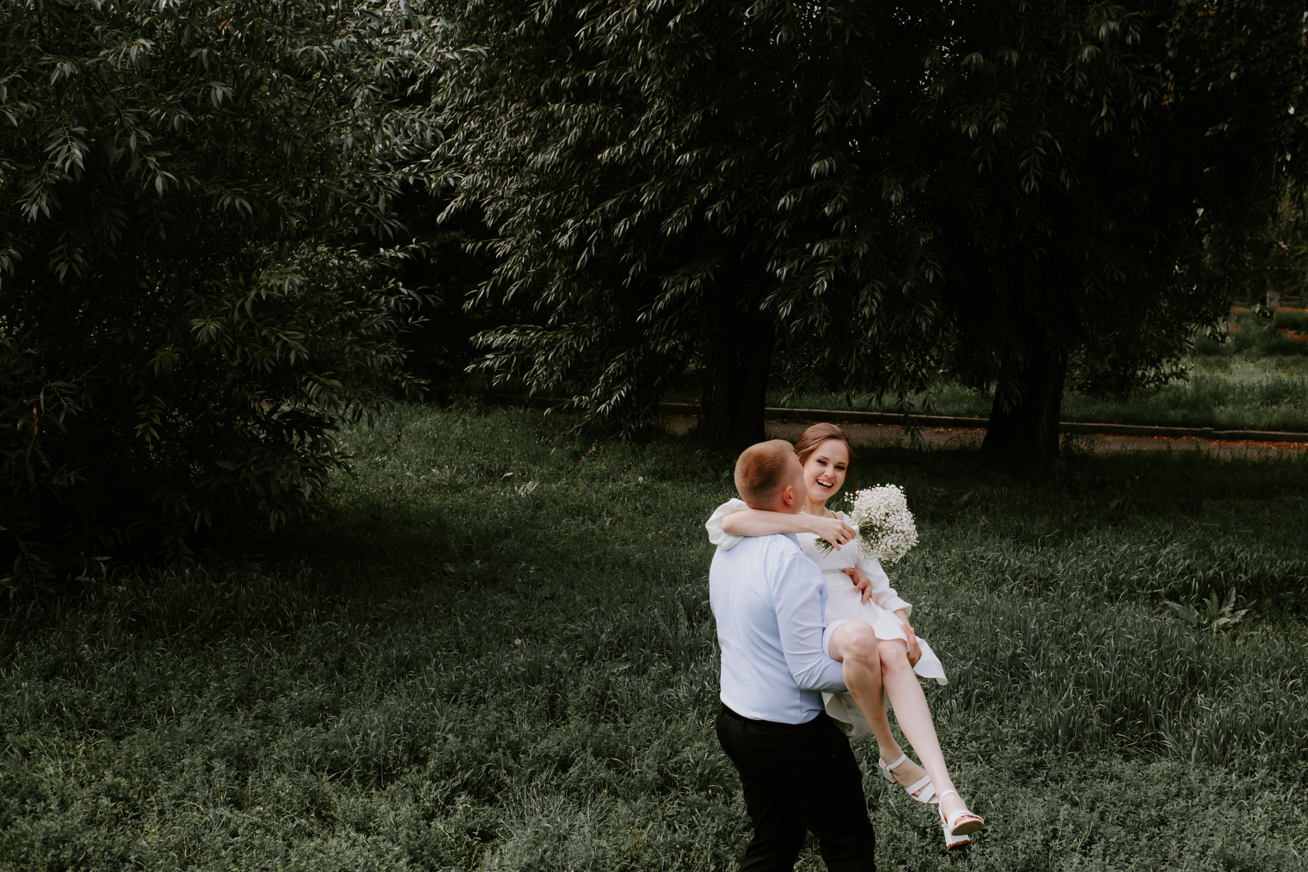 Загс и прогулка. Владислав и Екатерина. Фотограф в Челябинске Ополихина Анна