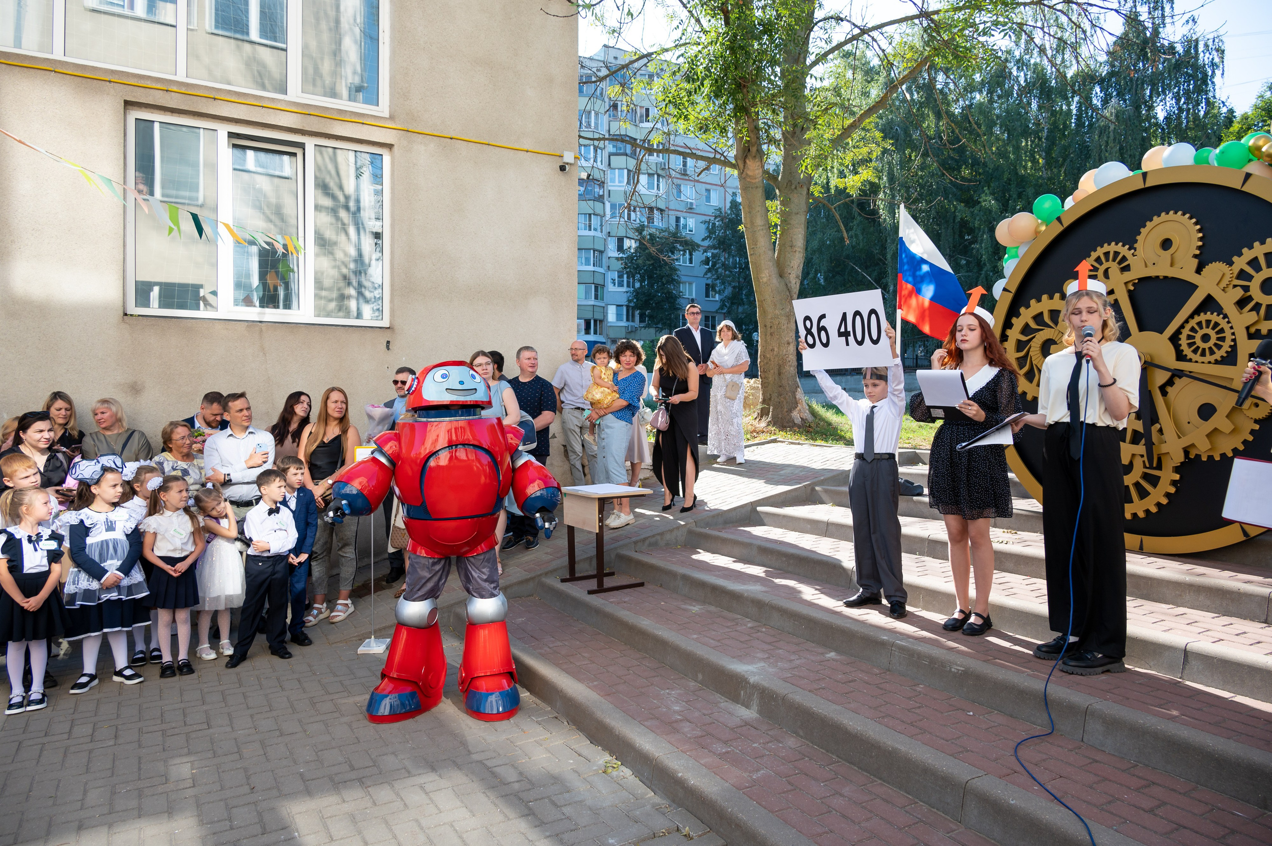 Школьная фотосессия в Туле. Портретный, семейный, свадебный фотограф. Бизнес, контент съёмка. Тула