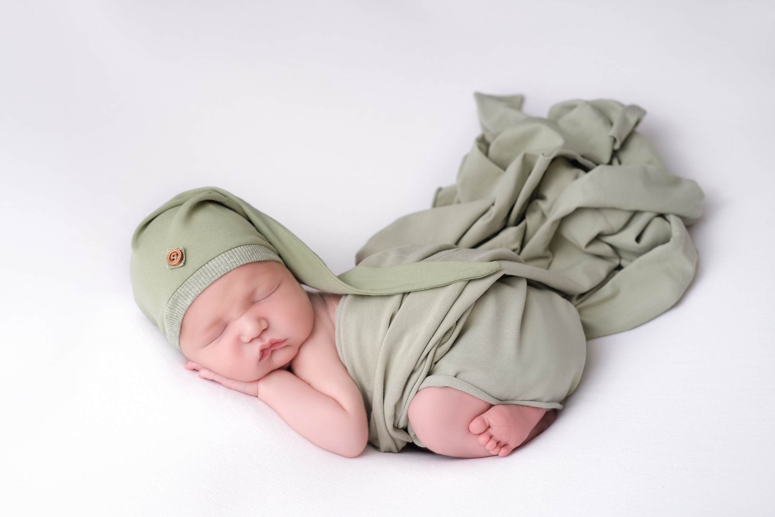 Новорожденные→. Фотограф новорожденных в Караганде