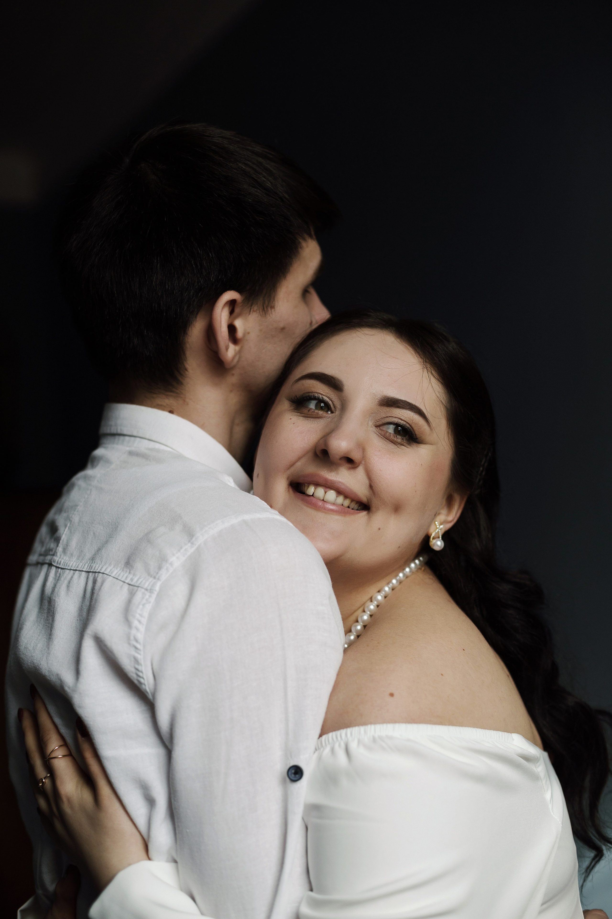 VK: Md: @lady_bulgakova Mua: @trofilyeva Org: @divine_photoproject Decor: @portfoliobrand