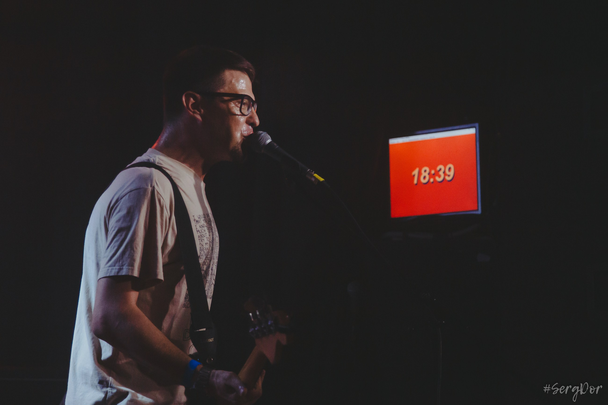 Радиопомехи, Серёга Рудаков, культурный центр Сердце, Шум Земли, концерт, флаги, Санкт-Петербург, СПб, 22.06.2024, SergDor, 22 июня 2024 года, #SergDor