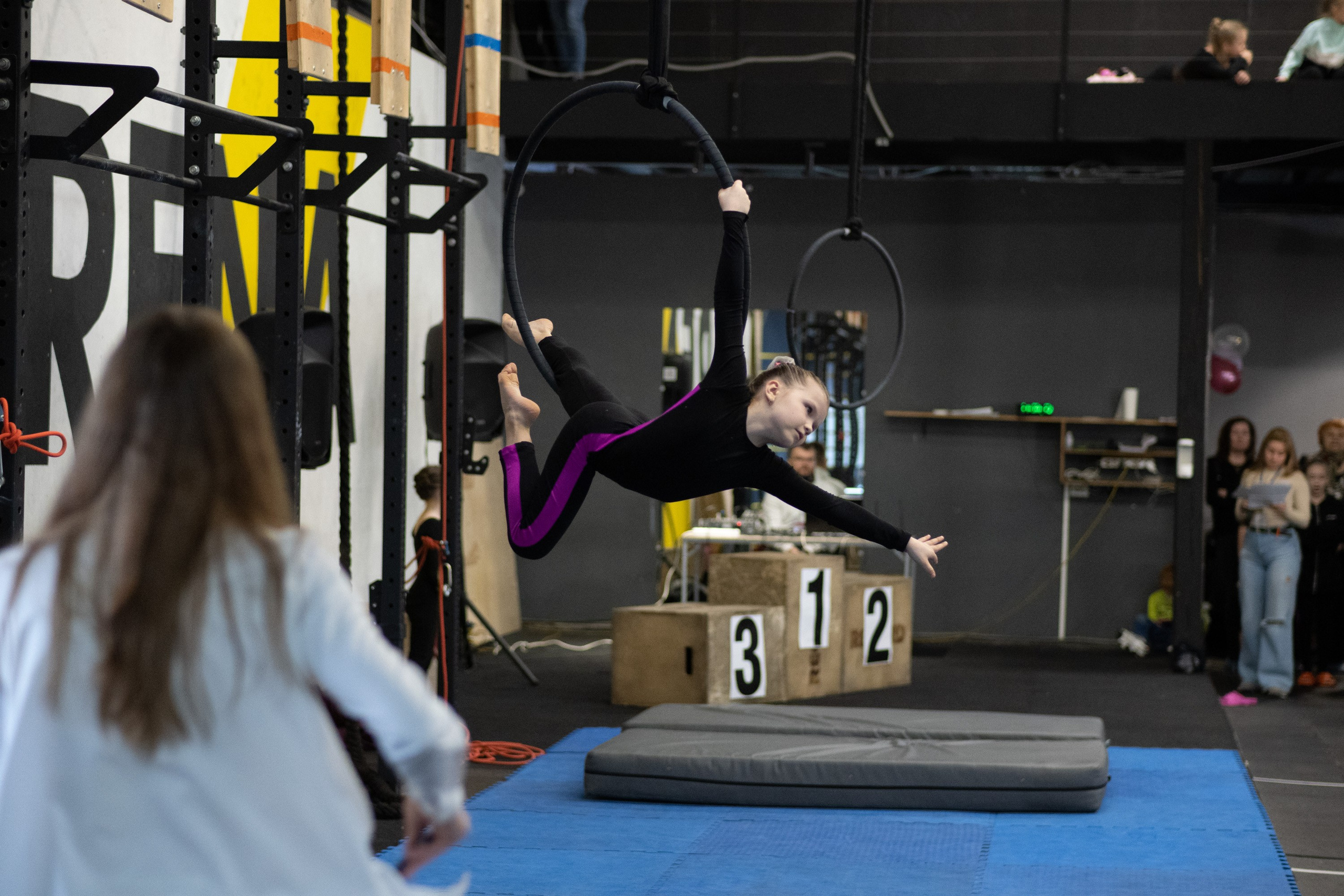 Внутриклубные соревнования по воздушной гимнастике 02.04.23