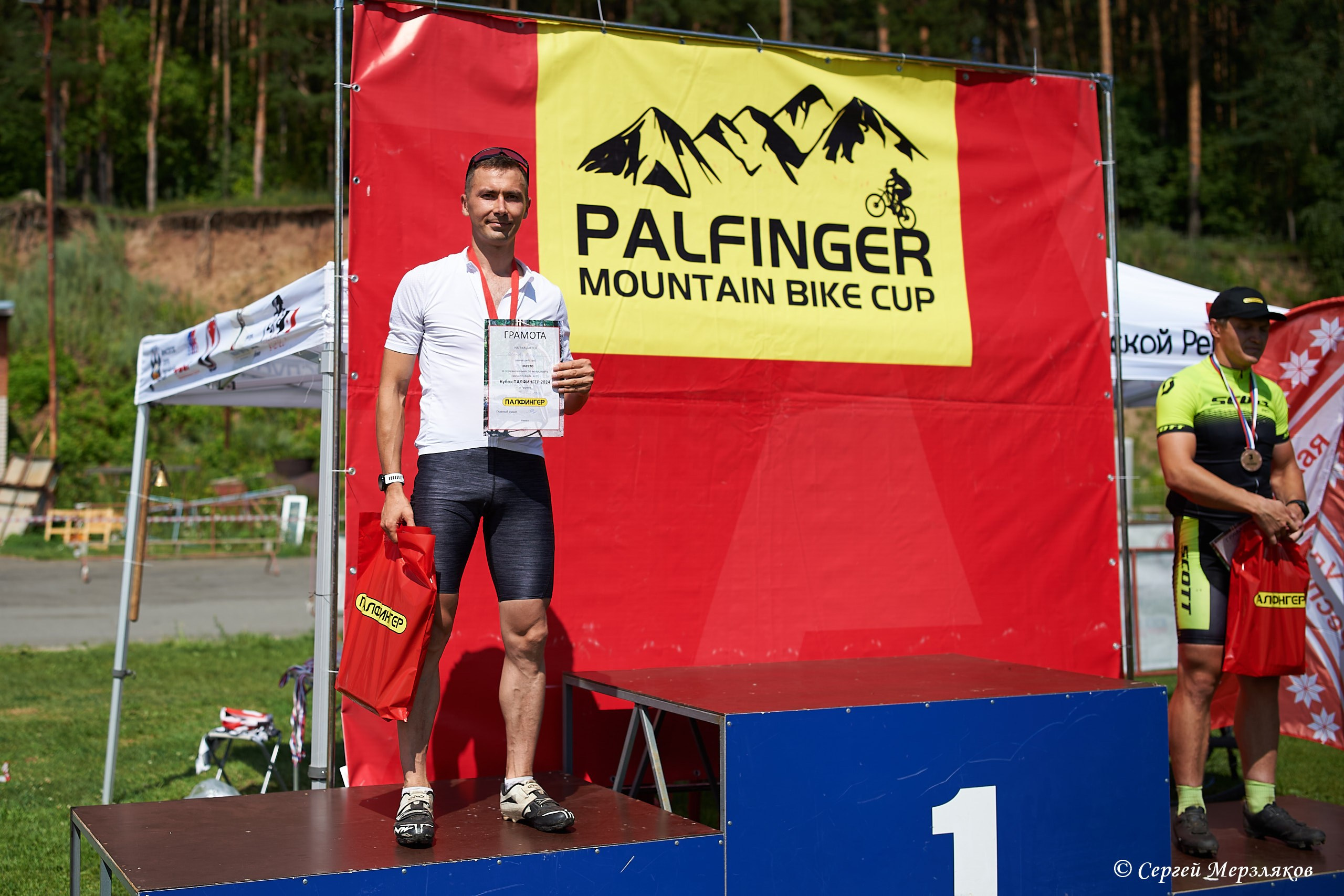 Кубок ПАЛФИНГЕР 2024 (MTB-XCO). Ижевск. 20.07.2024. Спортивный репортажный фотограф в Ижевске Сергей Мерзляков