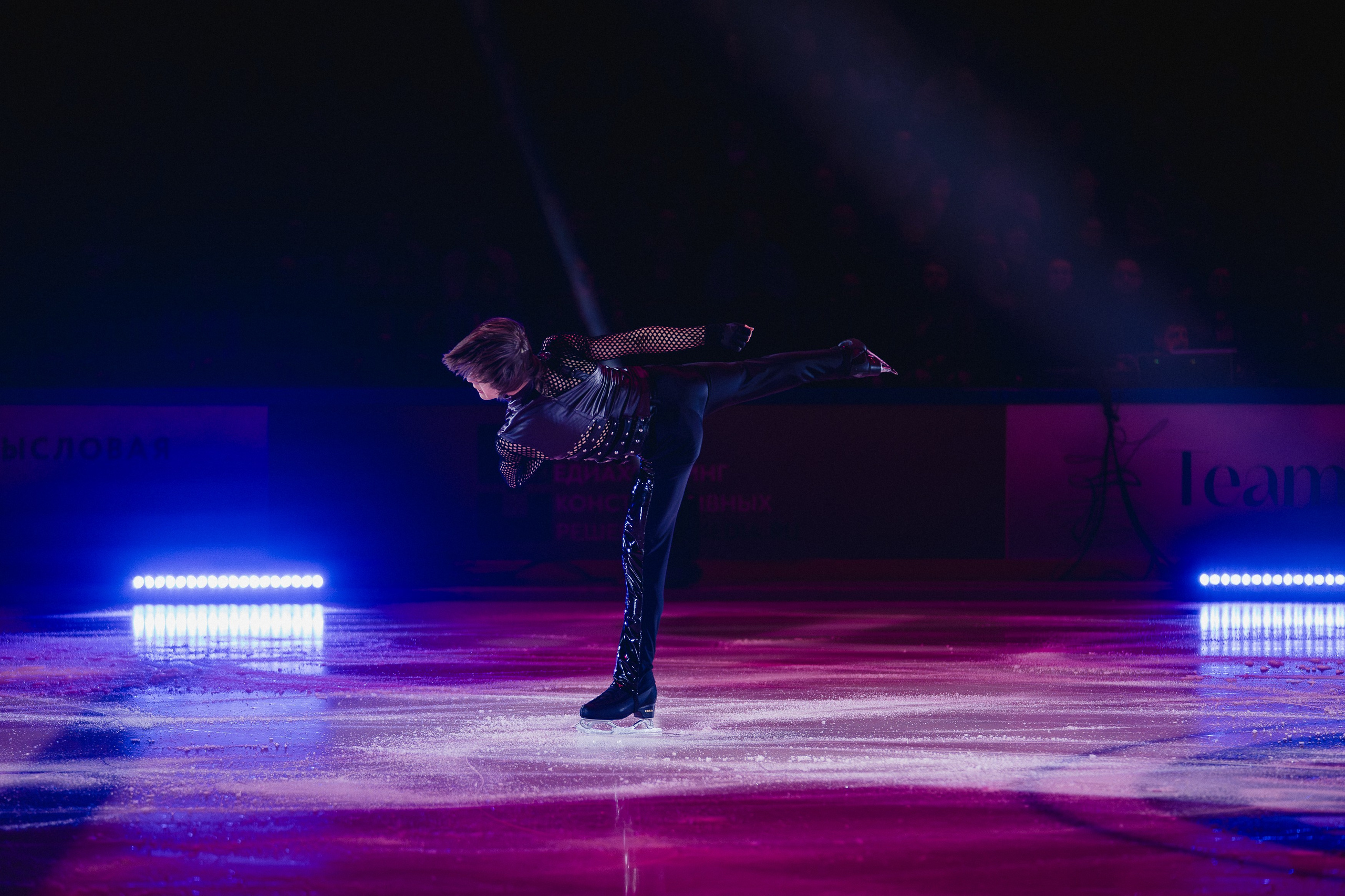 Шоу Этери Тутберидзе в Новосибирске. Воробьева Ксения — Спортивный и танцевальный фотограф Новосибирск