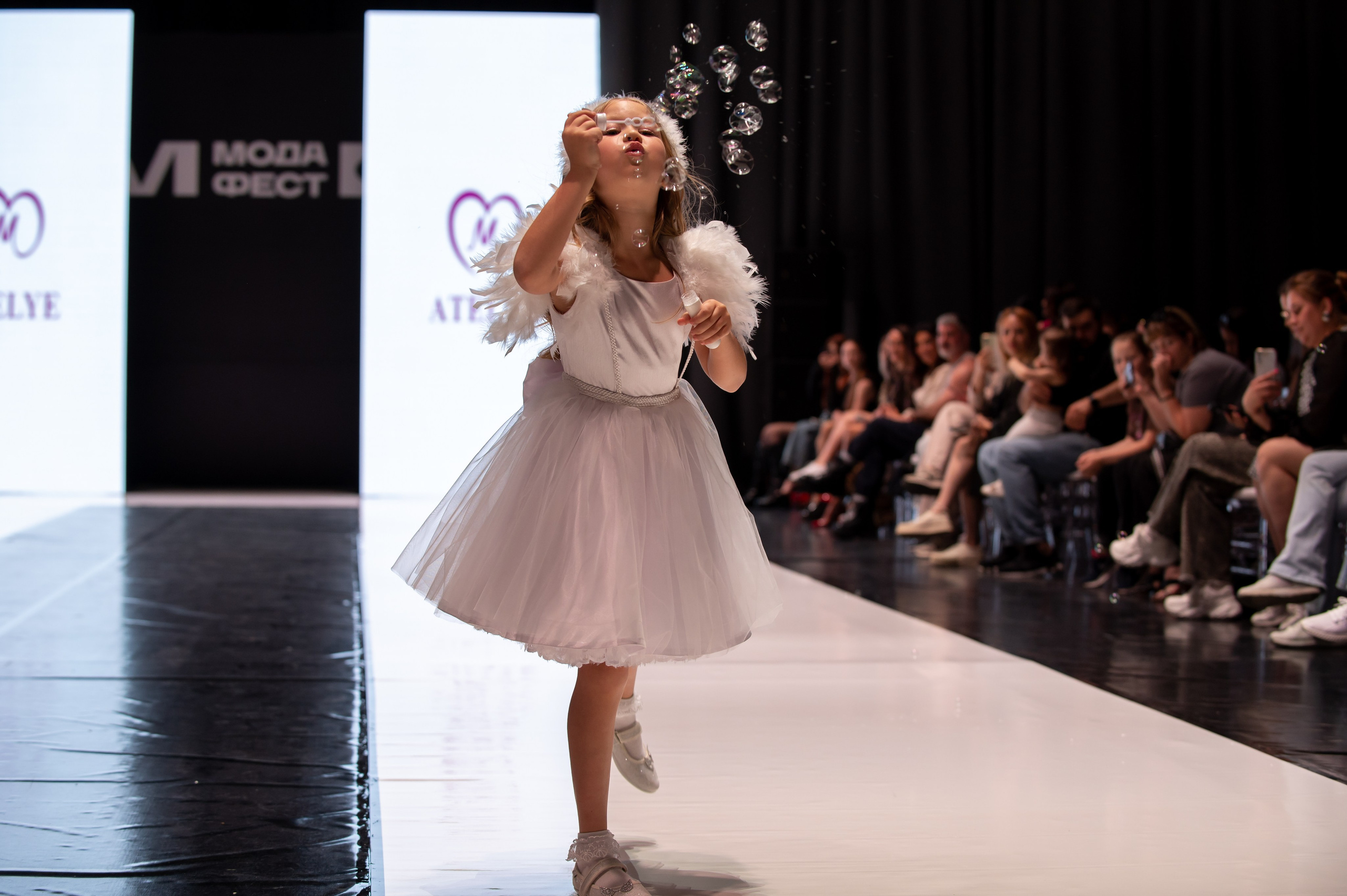 Модные показы. Семейный и детский фотограф в Краснодаре Ольга Осинцева