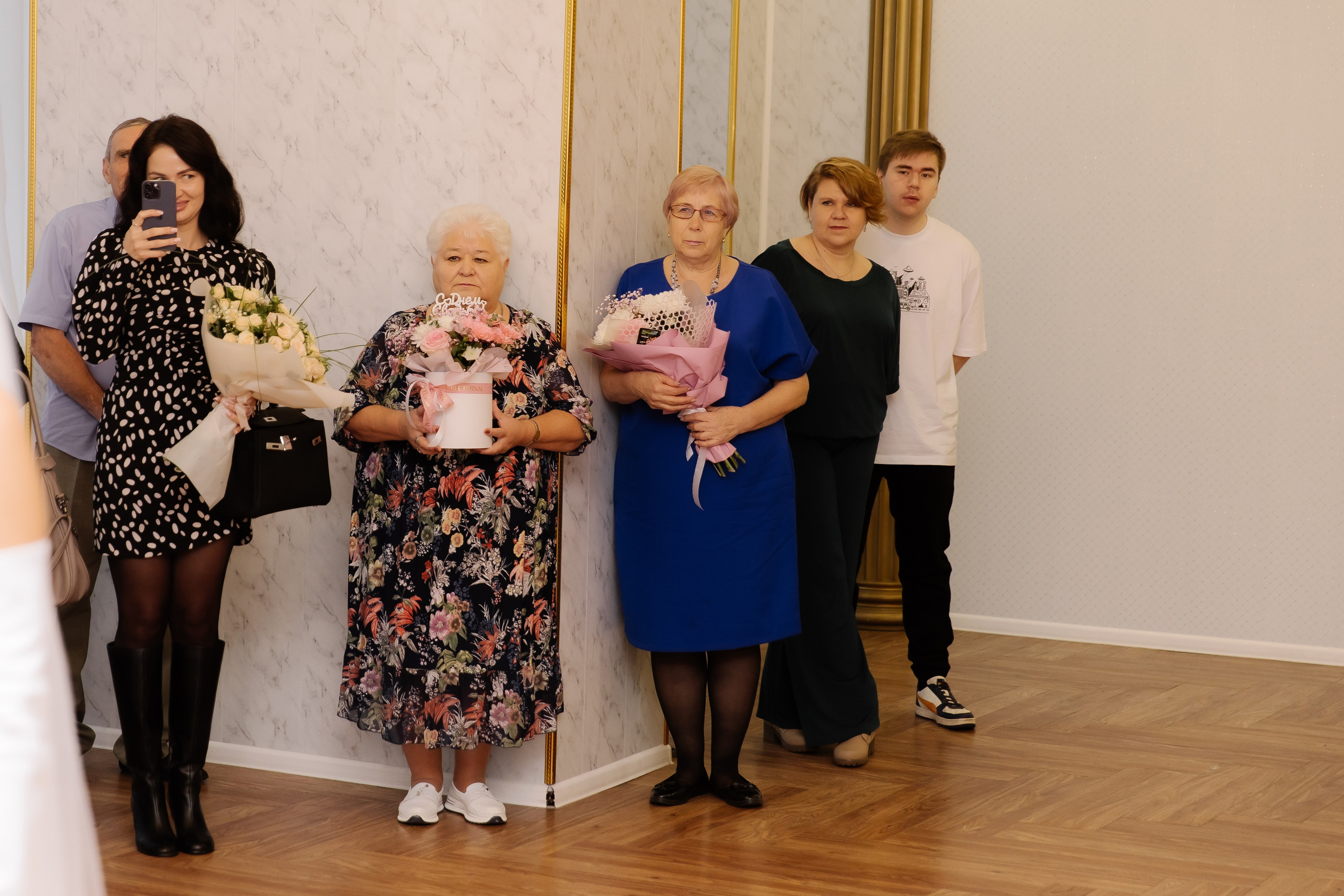 ЗАГС Металлургического района. СВАДЕБНЫЙ ФОТОГРАФ ЧЕЛЯБИНСК