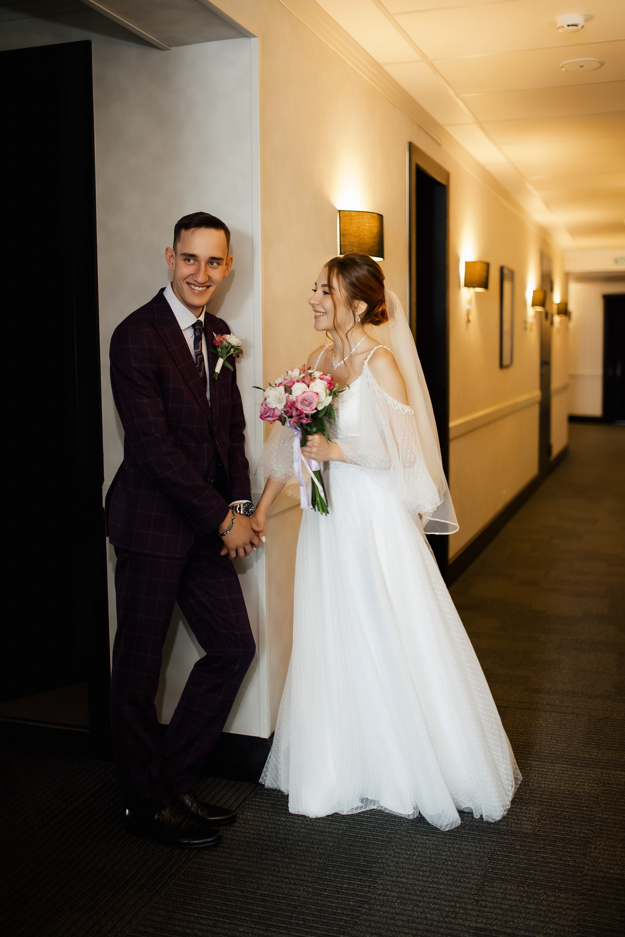 Ксения и Максим. Сборы Sopka. Прогулка по городу. Свадебный фотограф в Хабаровске