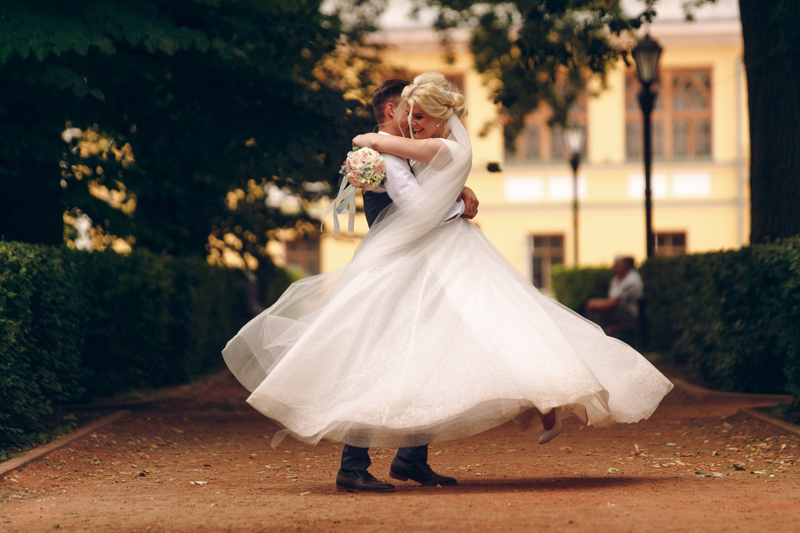 Загс и фотопрогулка. Ваш репортажный фотограф Артемий Антонов