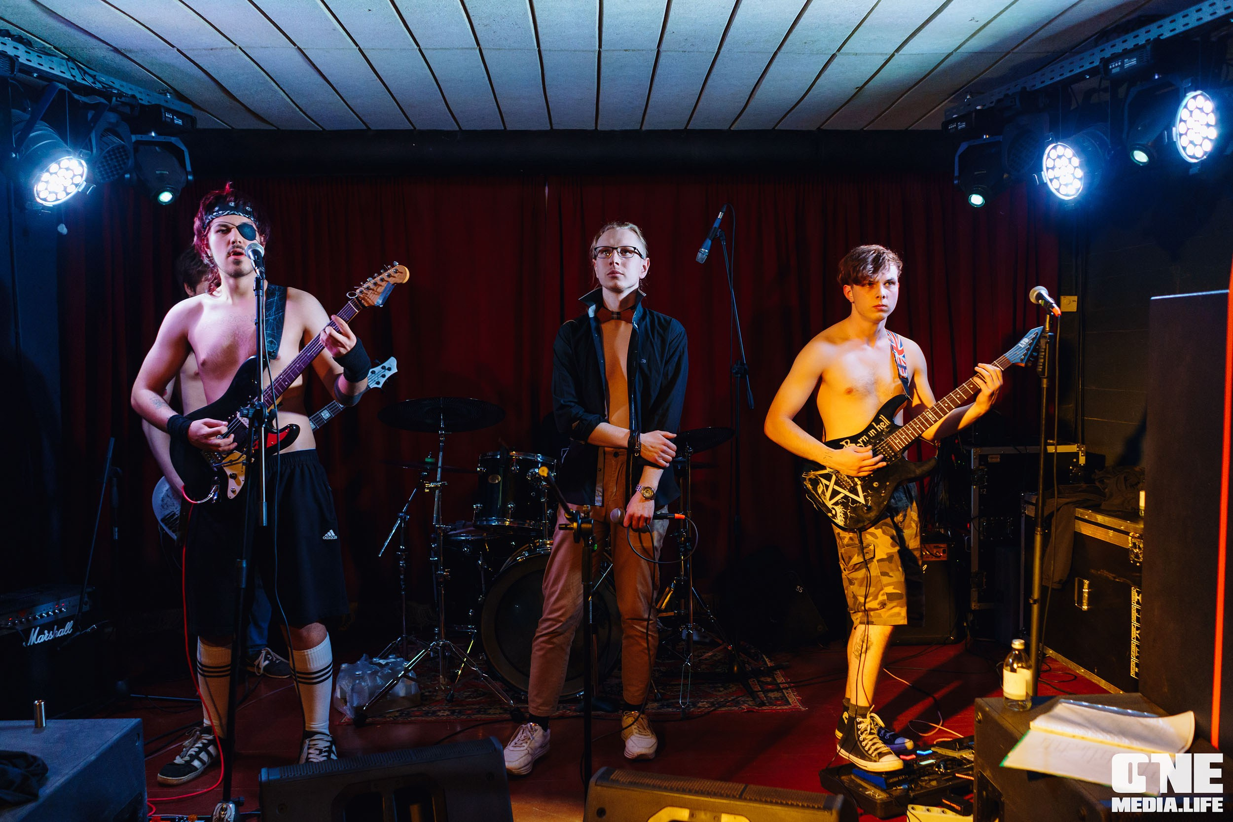 Фоторепортаж из бара Дредноут. One Media Life: фоторепортажи, фотоотчеты с мероприятий и заведений