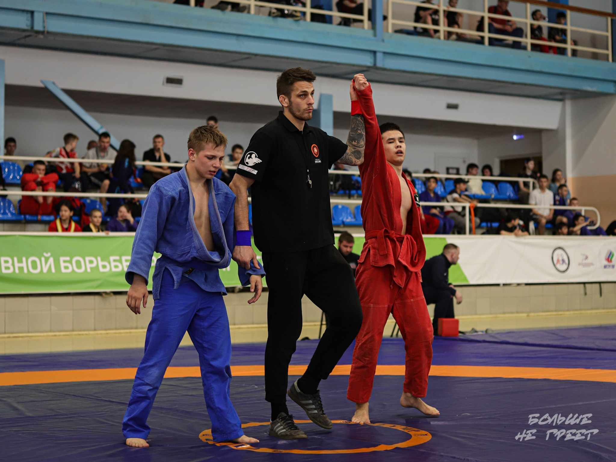 ПЕРВЕНСТВО УРФО ПО СПОРТИВНОЙ БОРЬБЕ ГРЭППЛИНГ И ГРЭППЛИНГ-ГИ. Больше не греет