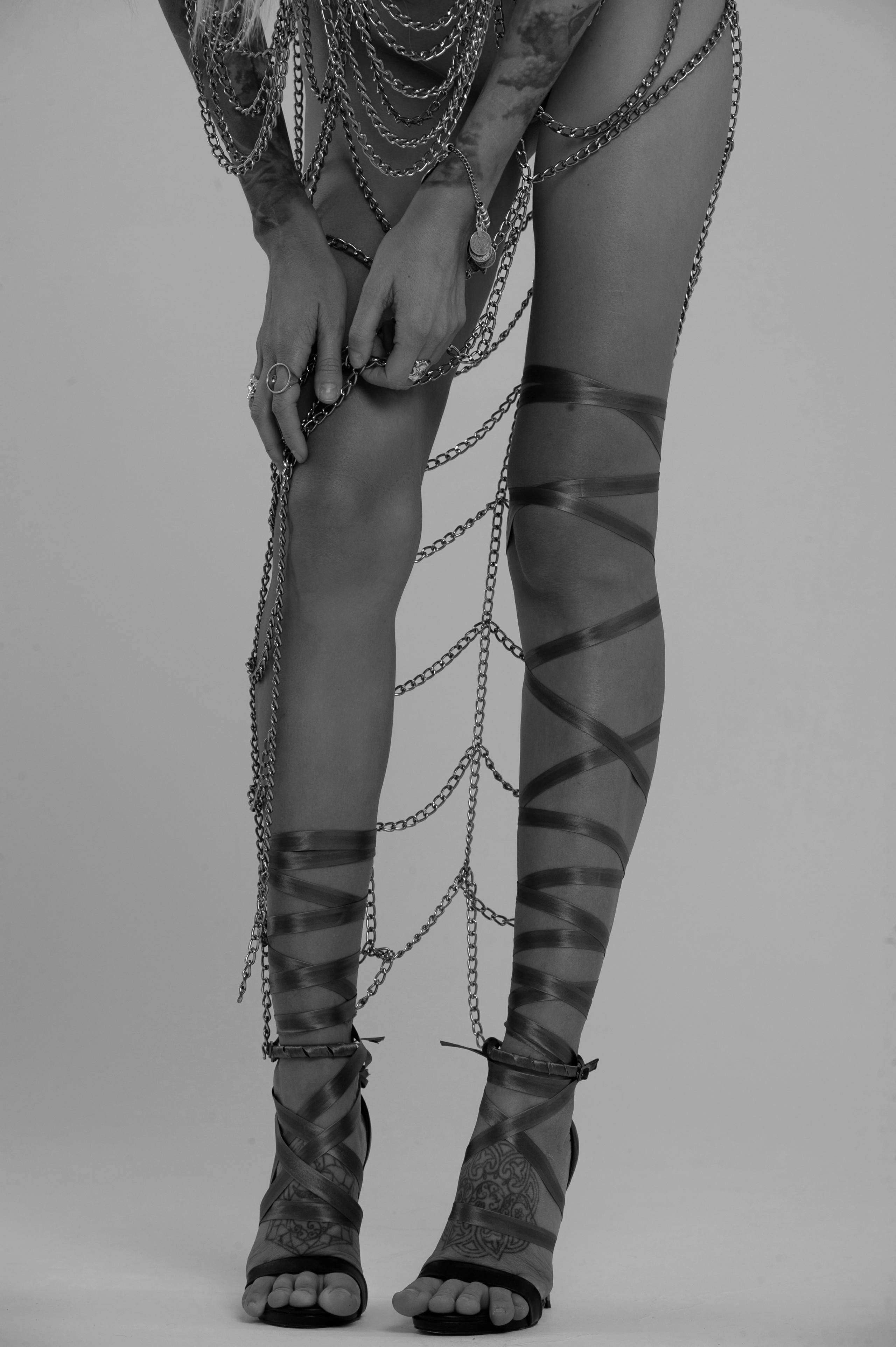 Фотосессия в стиле минимализм. Александр Mr.Brass — фотографирую женский портрет в Москве