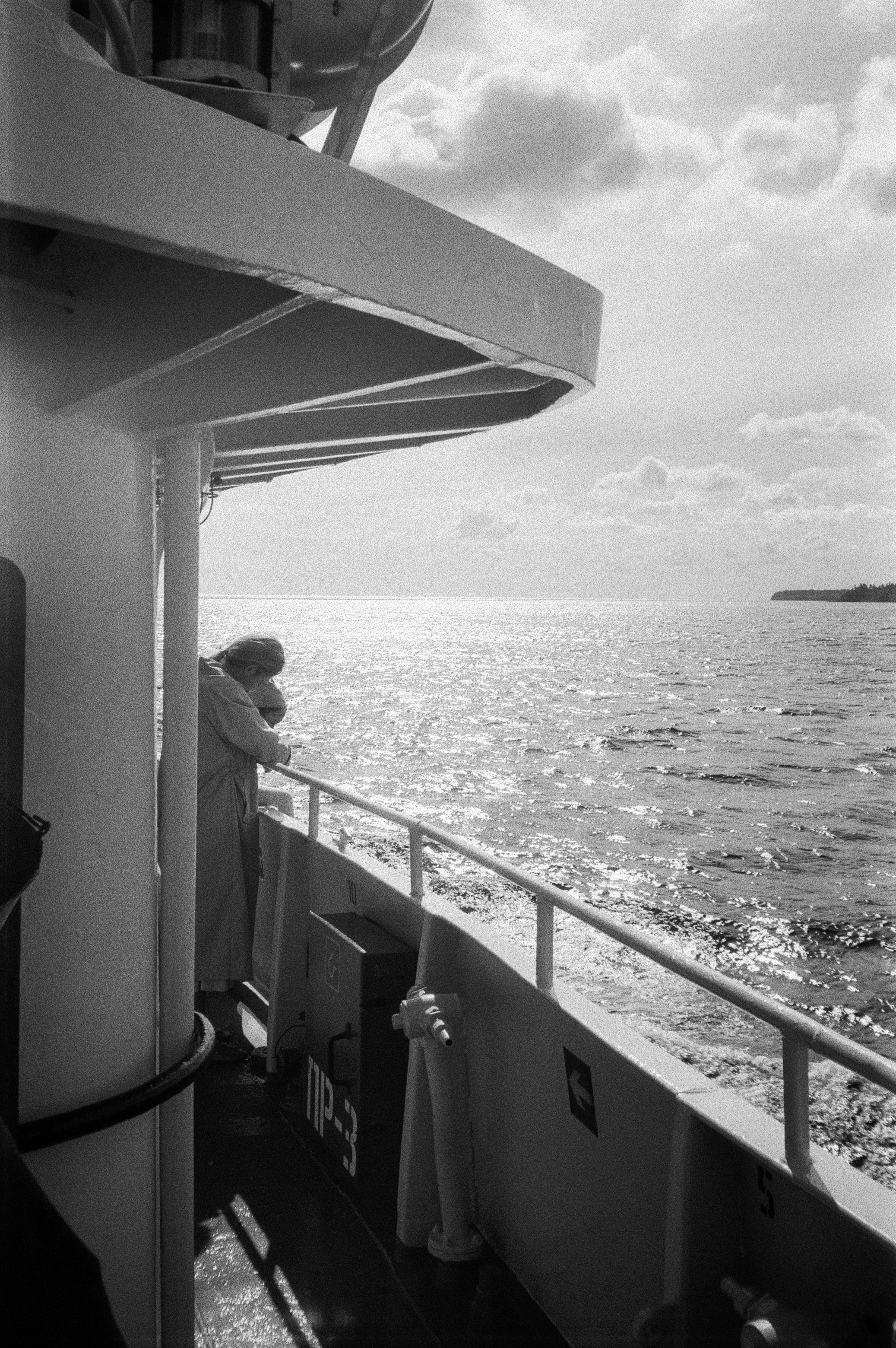 Остров Коневец / Revue 35CC / Kodak XX