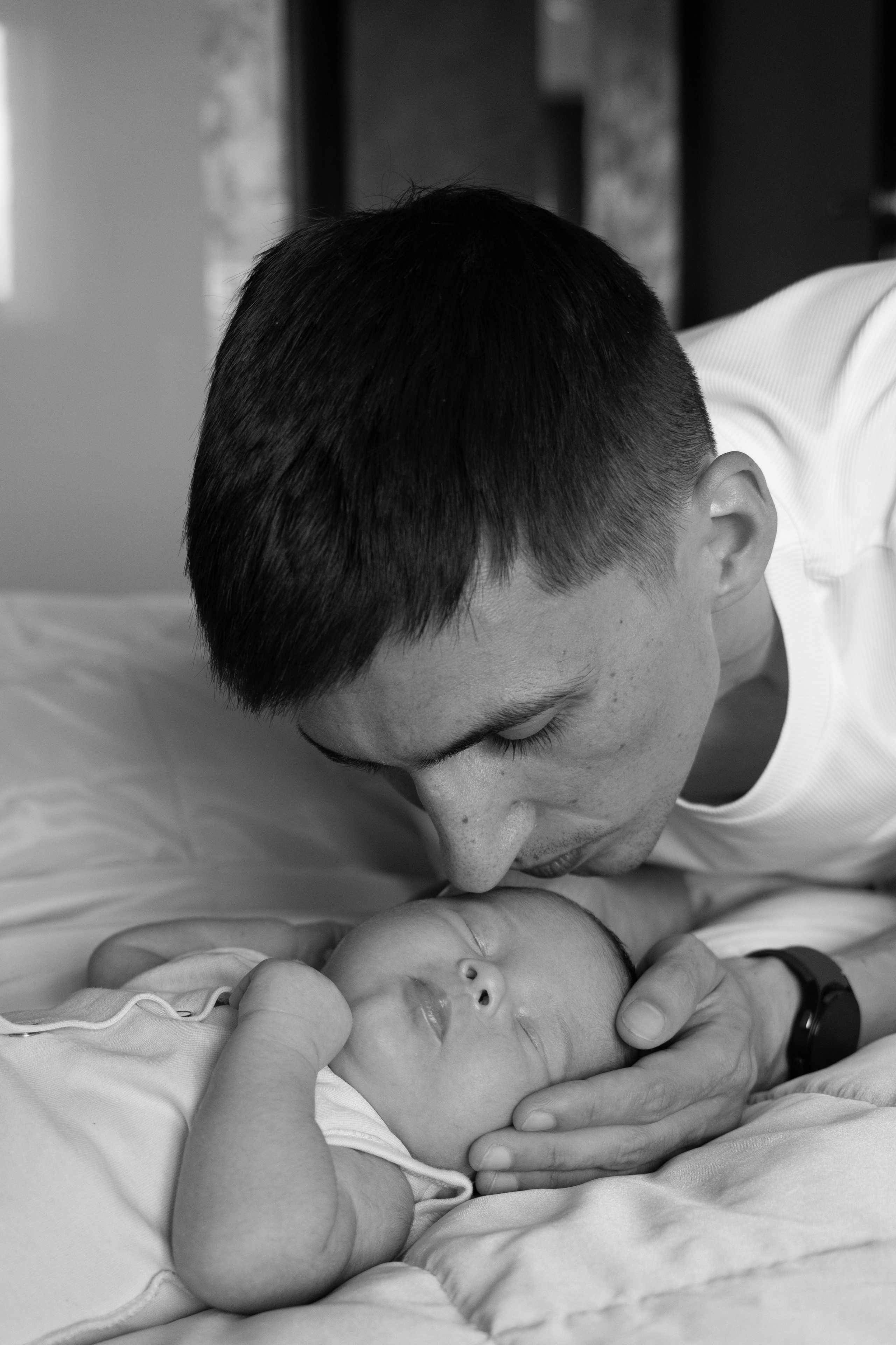 Домашняя фотосессия с новорожденным. Фотограф видеограф Ольга Василевская