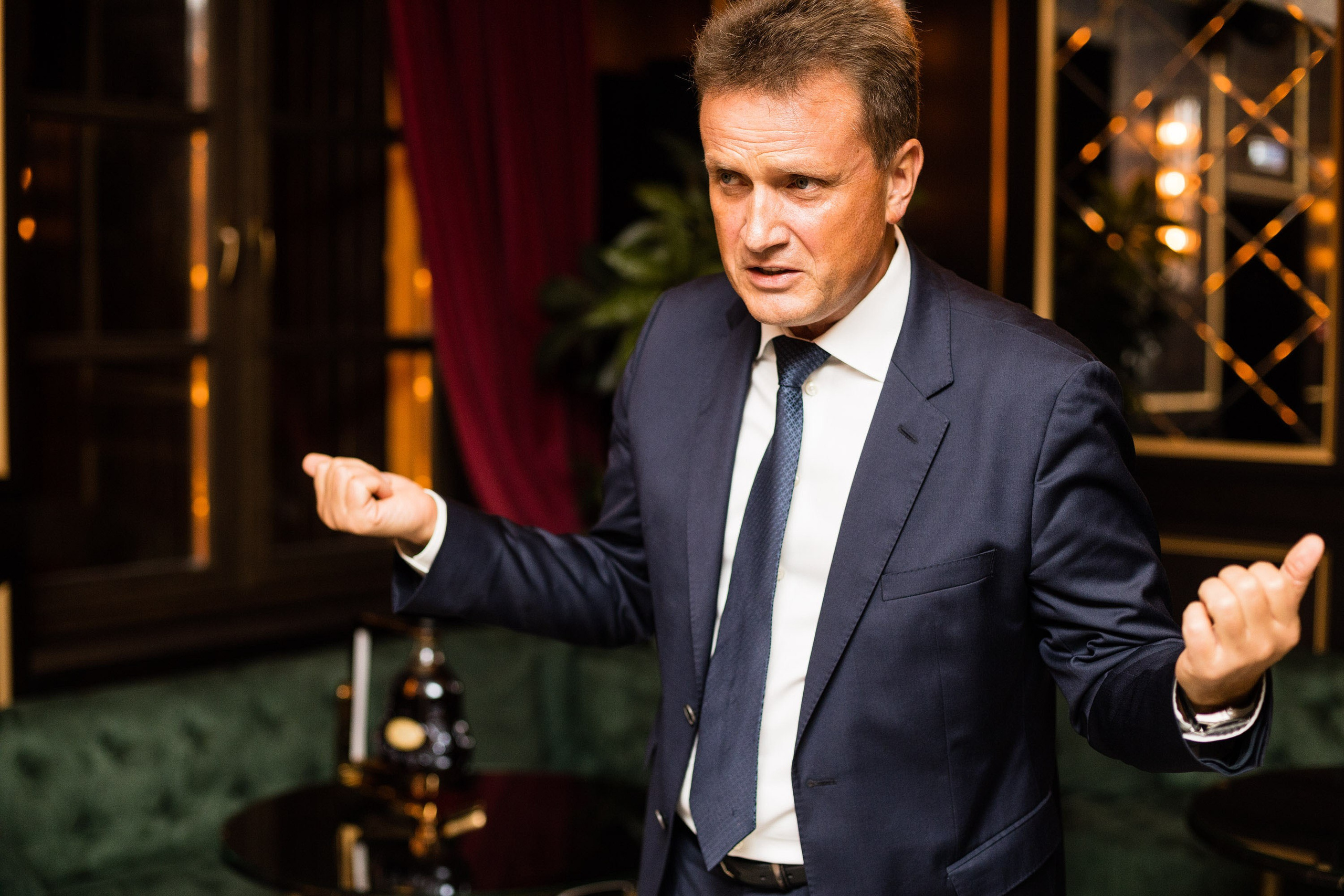 Hennesy Evening. Руслан Плахтеев