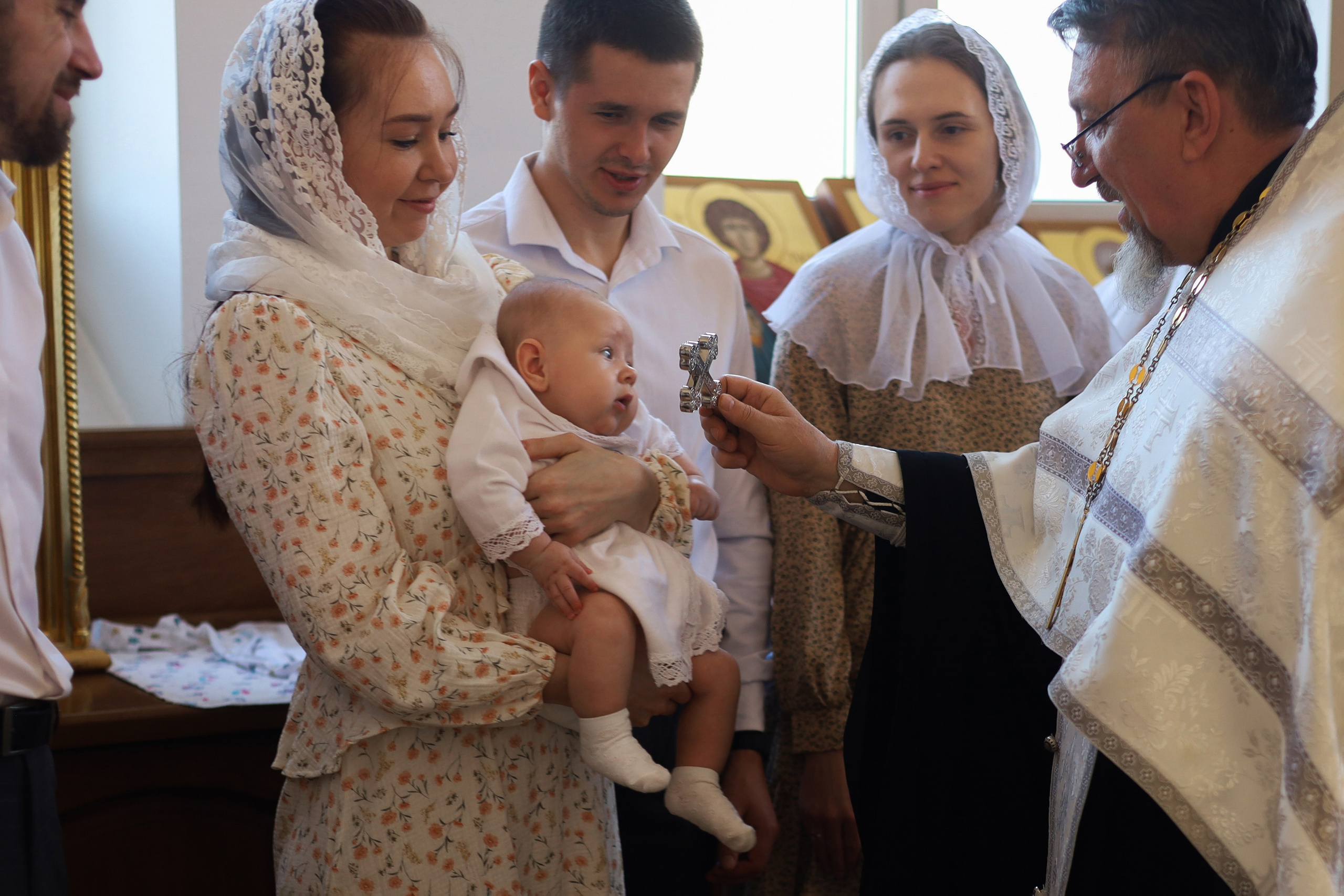 Таинство крещения. Фотограф новорожденных Саратов