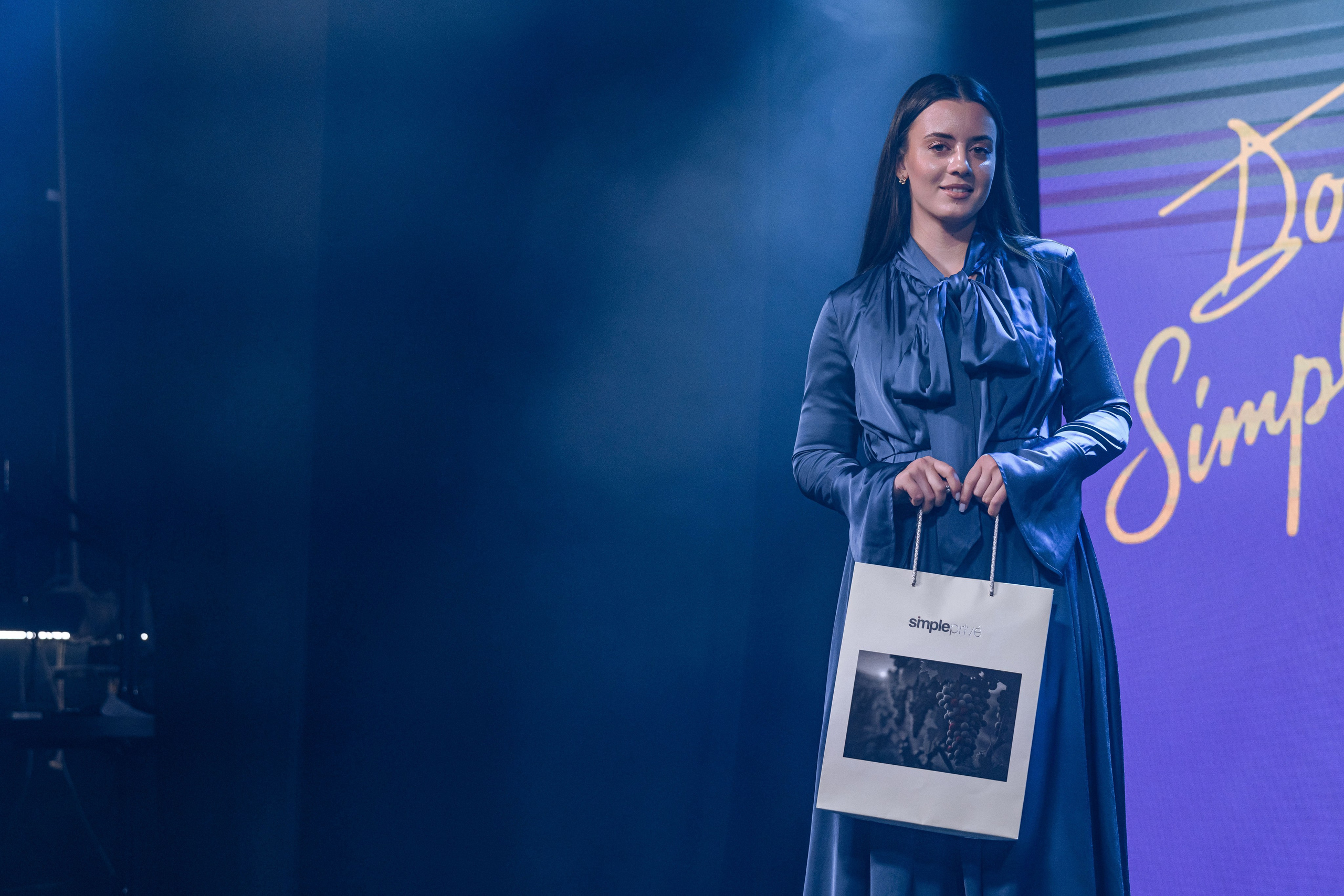 SIMPLE PRIVE. Максим Комаров — Профессиональный фотограф