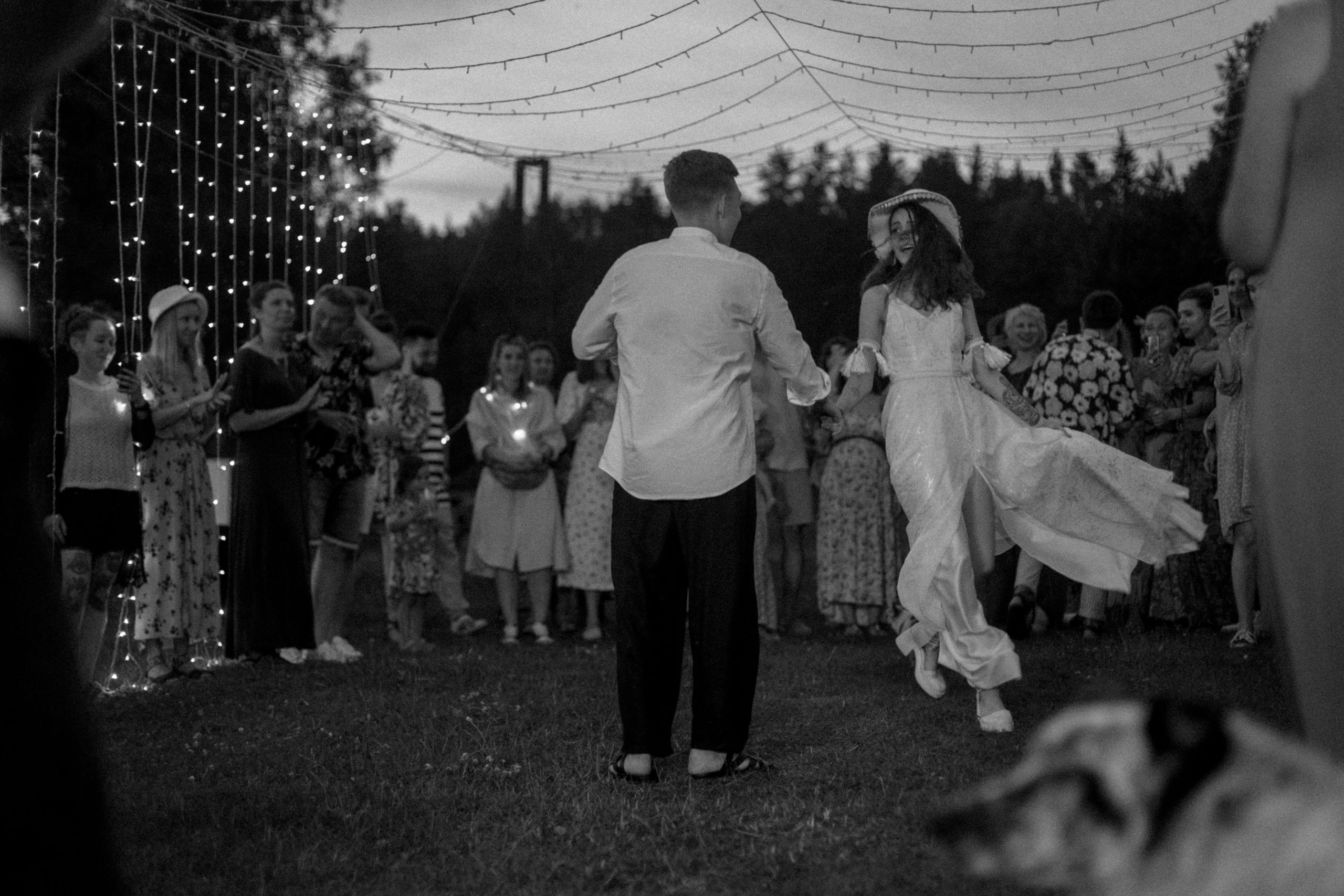 Хиппи Любовь Пёсики | Москва. Свадебный фотограф Москва, Питер, Иваново Наталия Волкова
