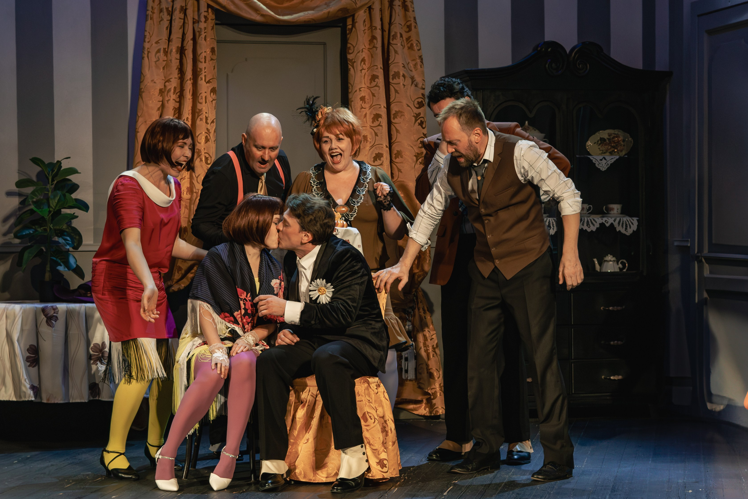 Театр Юного Зрителя «Две свадьбы». Фотограф Марк Файзулин