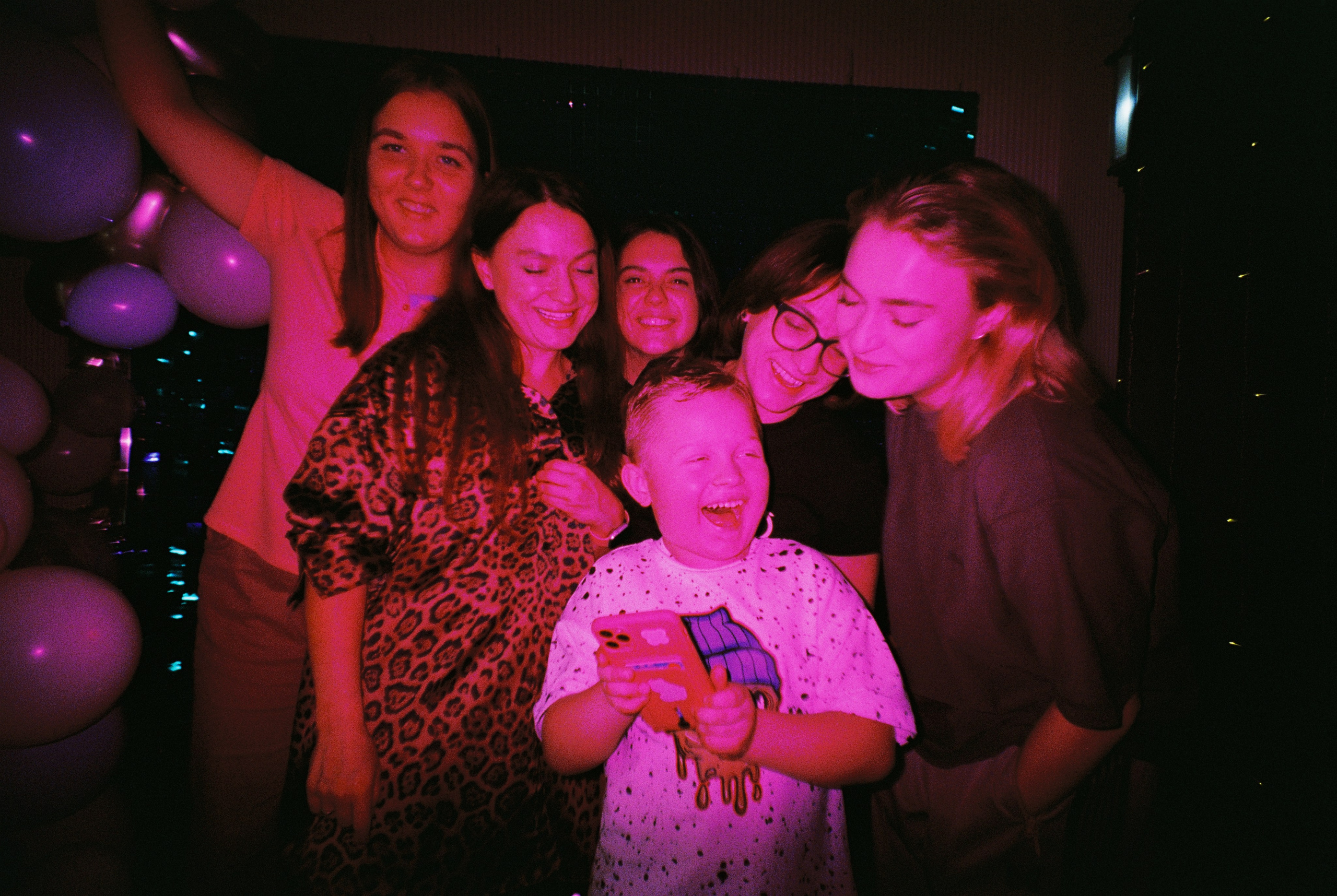 Faces. TATIANA DARINA — film photographer in St. Petersburg