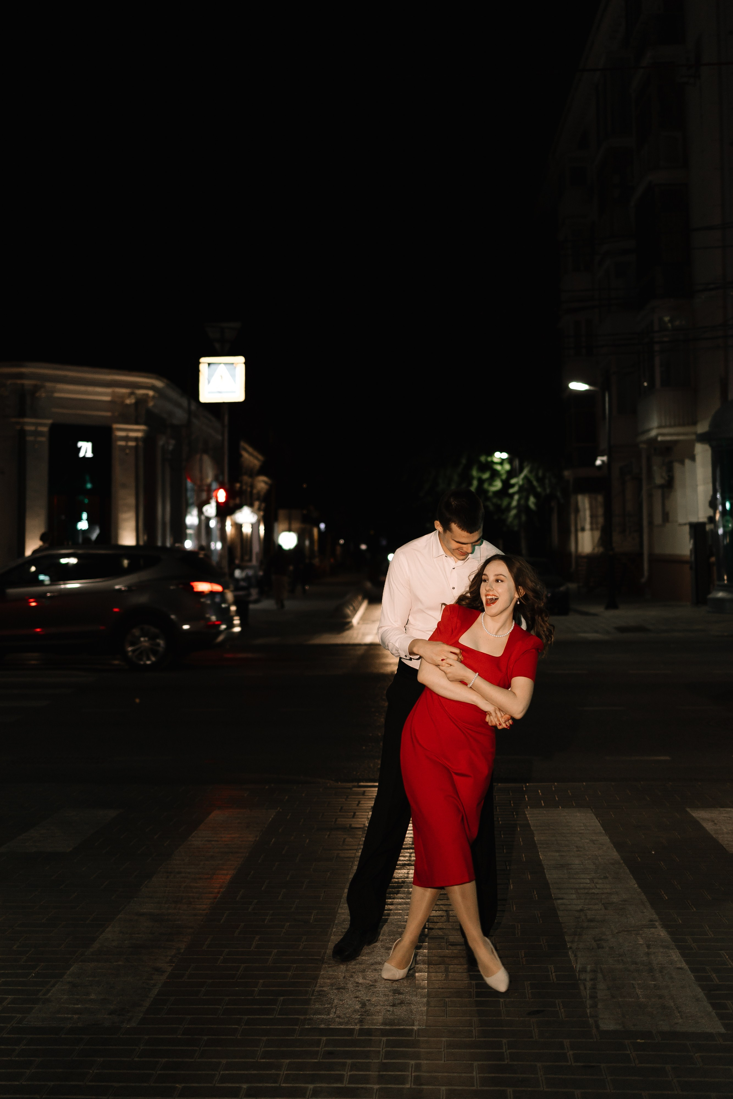 Лёша и Соня. Ночной Краснодар. Семейный фотограф в Краснодаре Храмова Анна