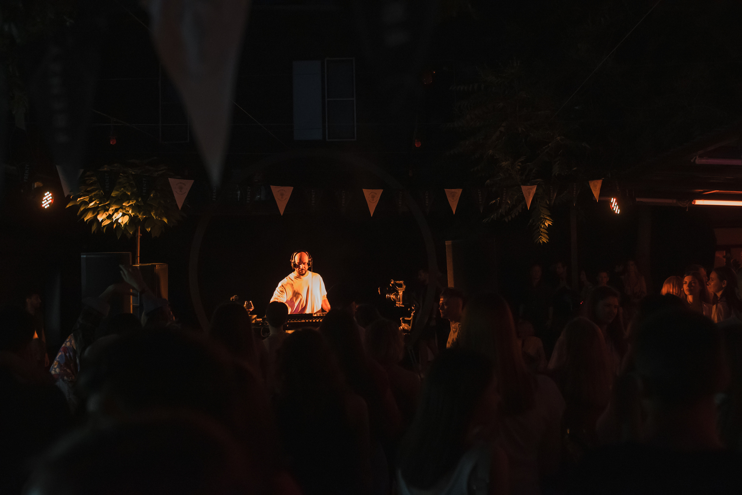 Siyanie x Monoplay. Wedding and Reportage photographer Marmarov Christya