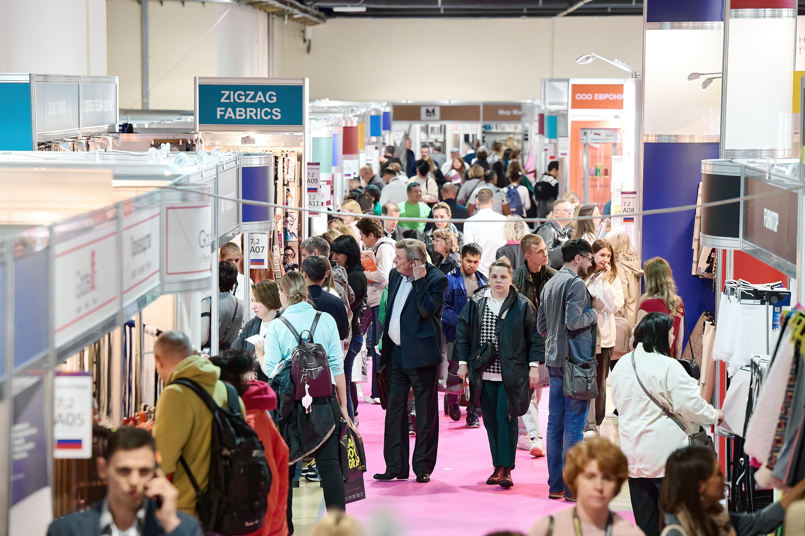 Интерткань. 2022. Дима Бабушкин. Фотограф. Подиум. Репортаж. Творчество. Дорого