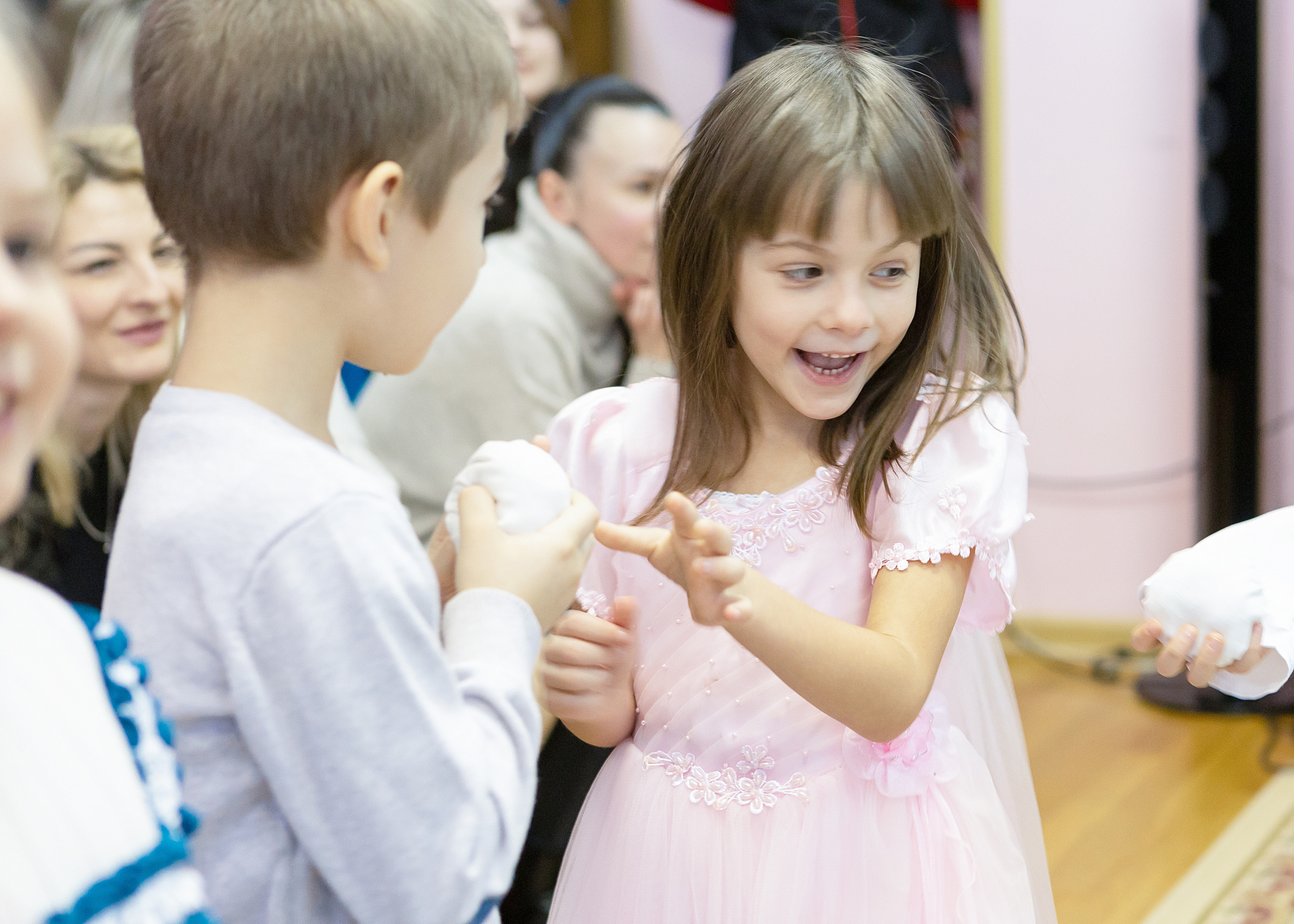 Новогодний утренник 2022 г. Выпускные альбомы для школ и детских садов