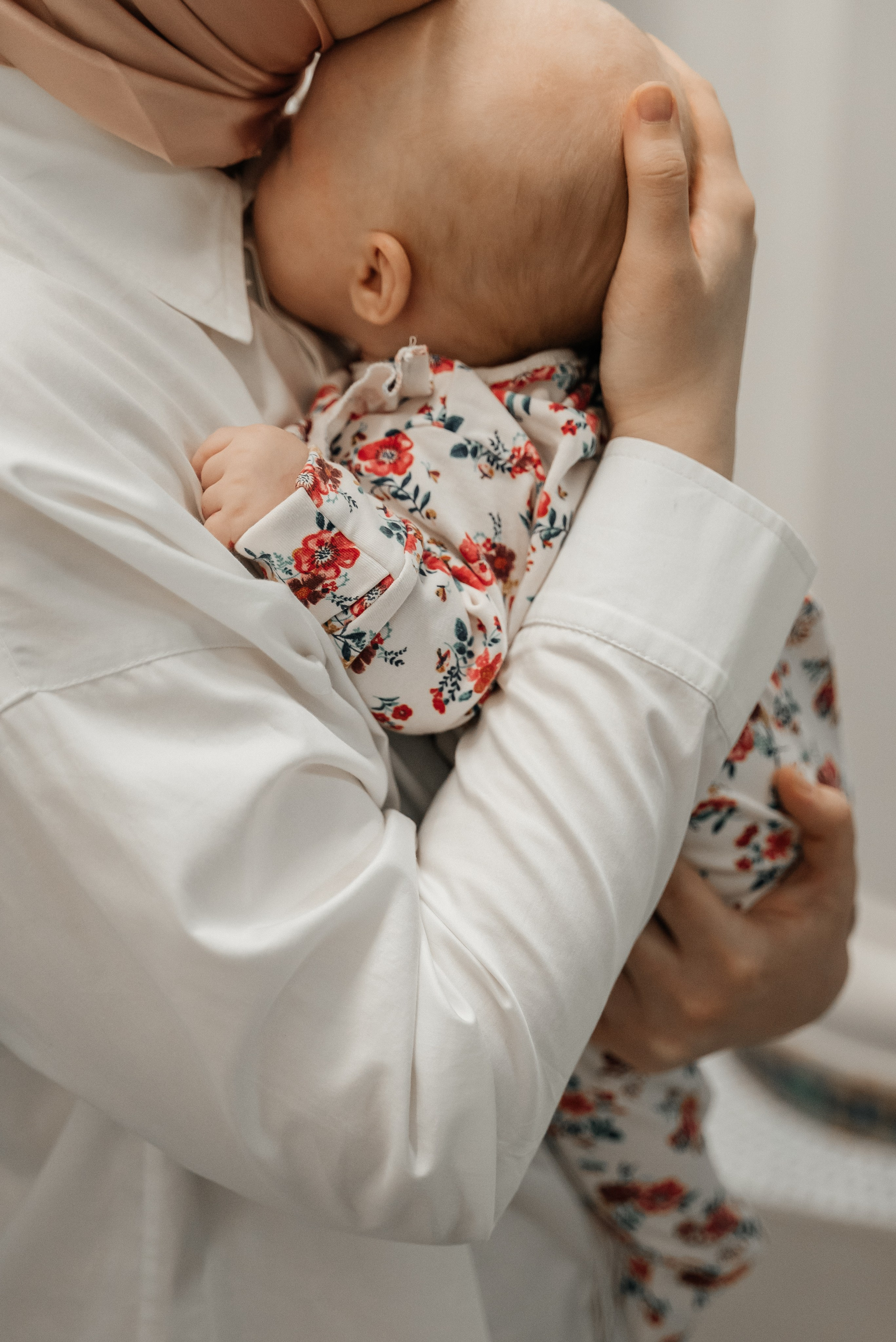 Крещение маленькой Александры (частичная конфиденциальность). Семейный фотограф в Минске Дарья Дреко