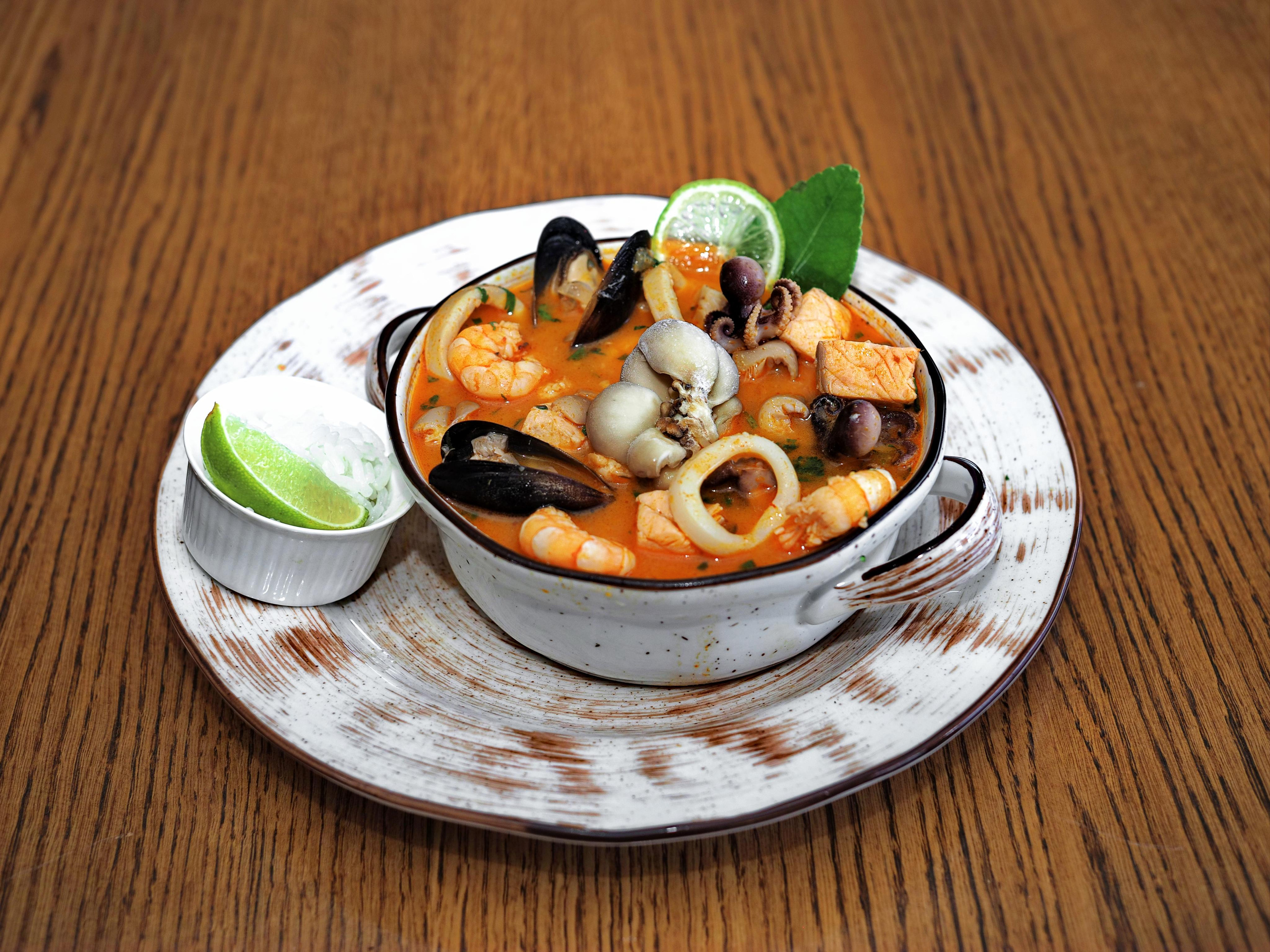 Рекламная съёмка. Свадебный и семейный фотограф, видеограф. Живу в городе Нефтекамске, Б