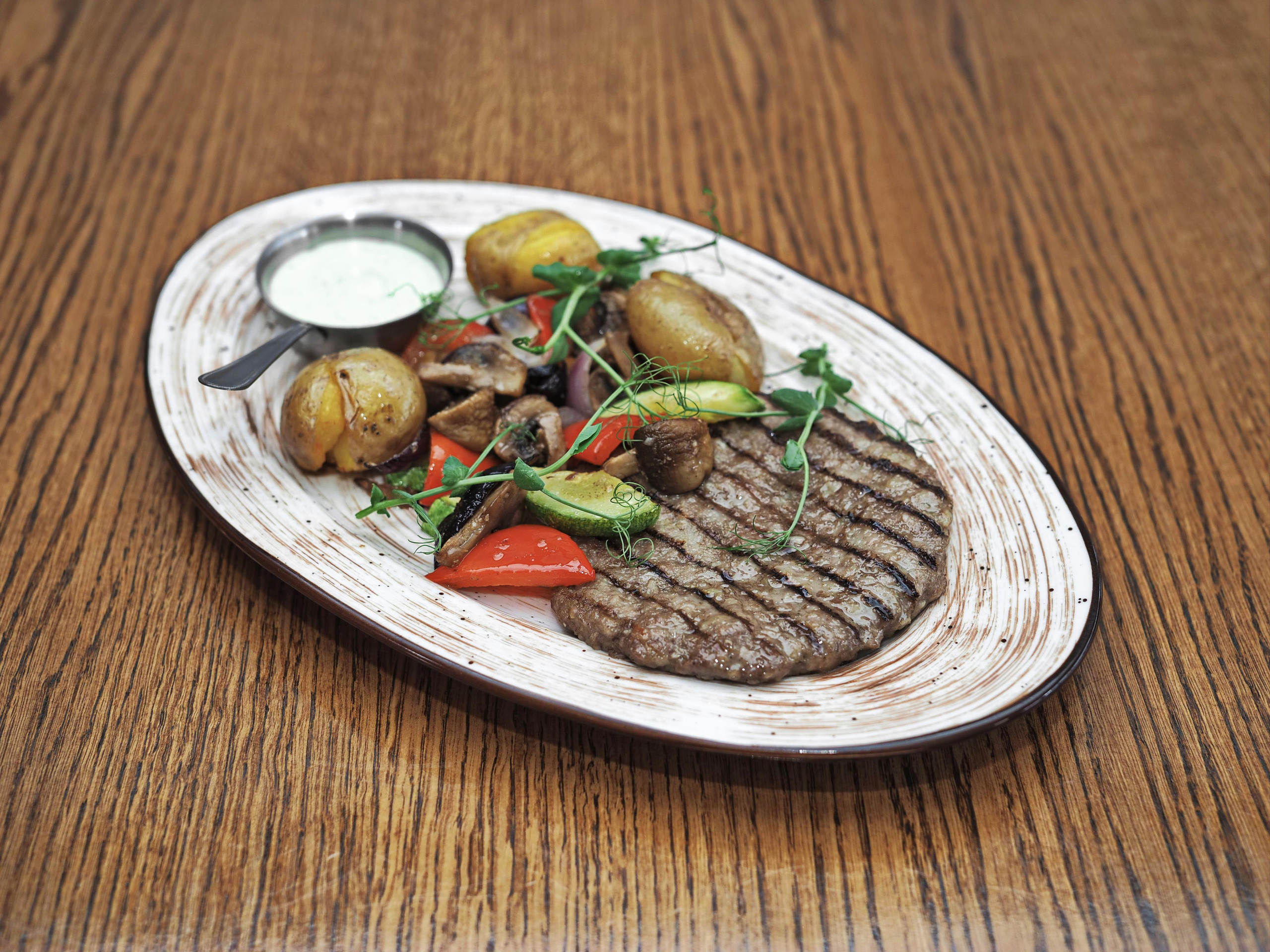 Рекламная съёмка. Свадебный и семейный фотограф, видеограф. Живу в городе Нефтекамске, Б