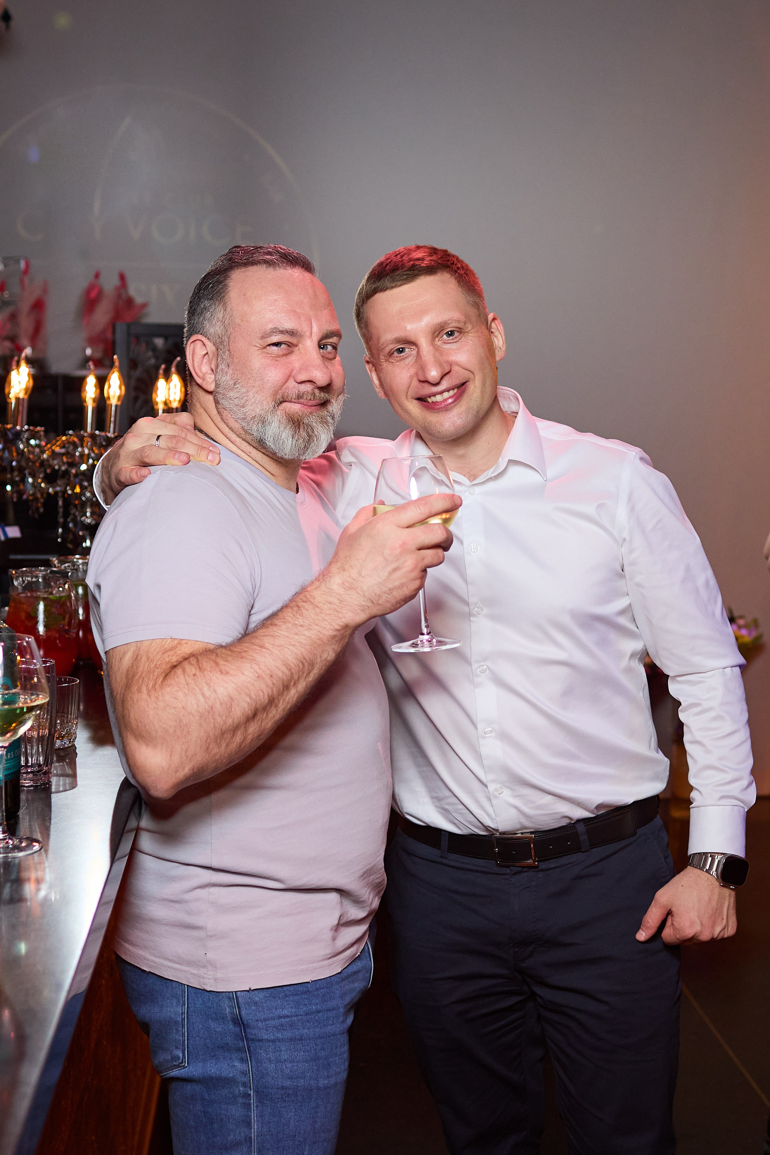 Юбилей в City Voice & Six Floor. Александр Осин — корпоративный и семейный фотограф в Москве