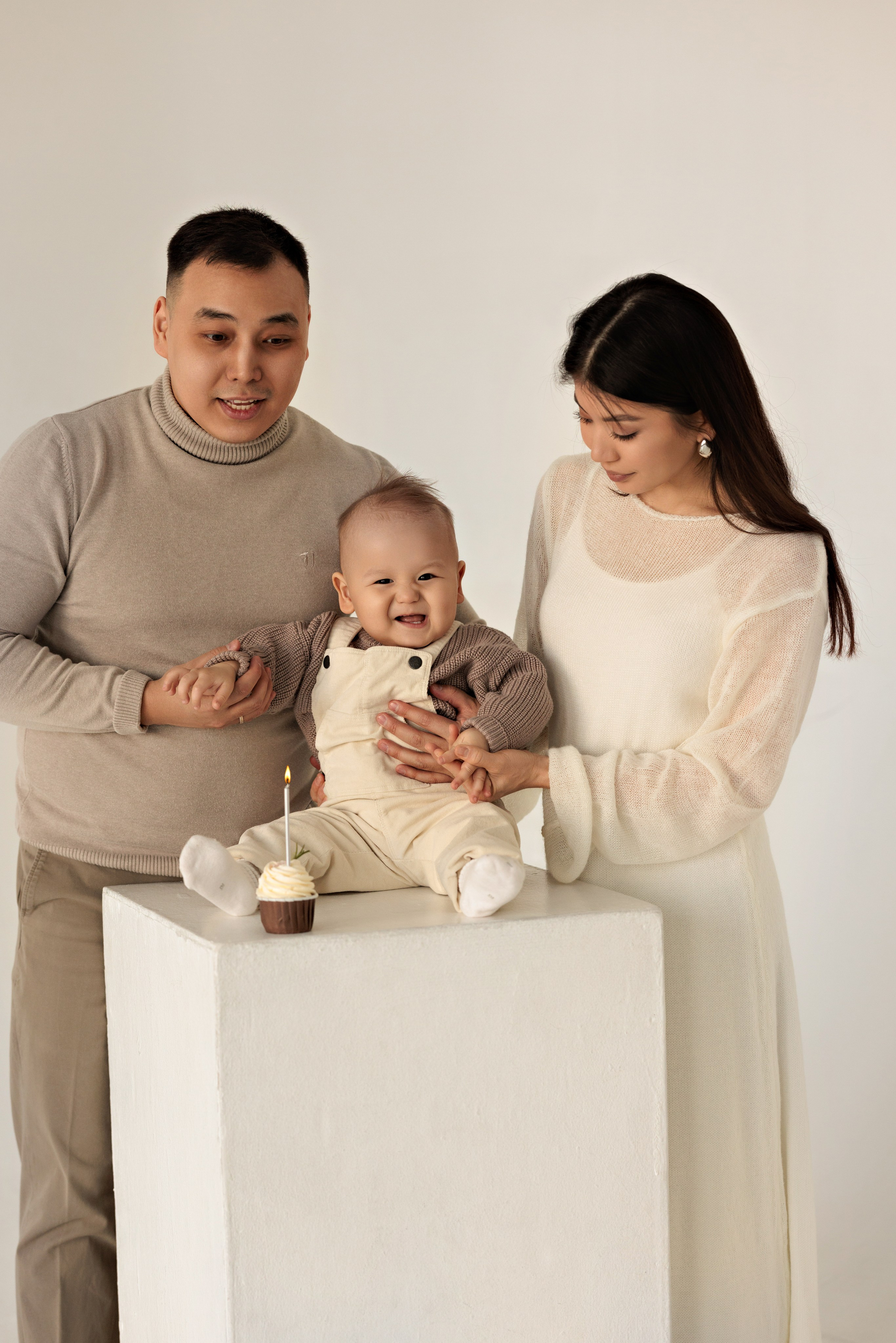 Дамиру 1 год. Детский и семейный фотограф в Чите Анастасия Шубина